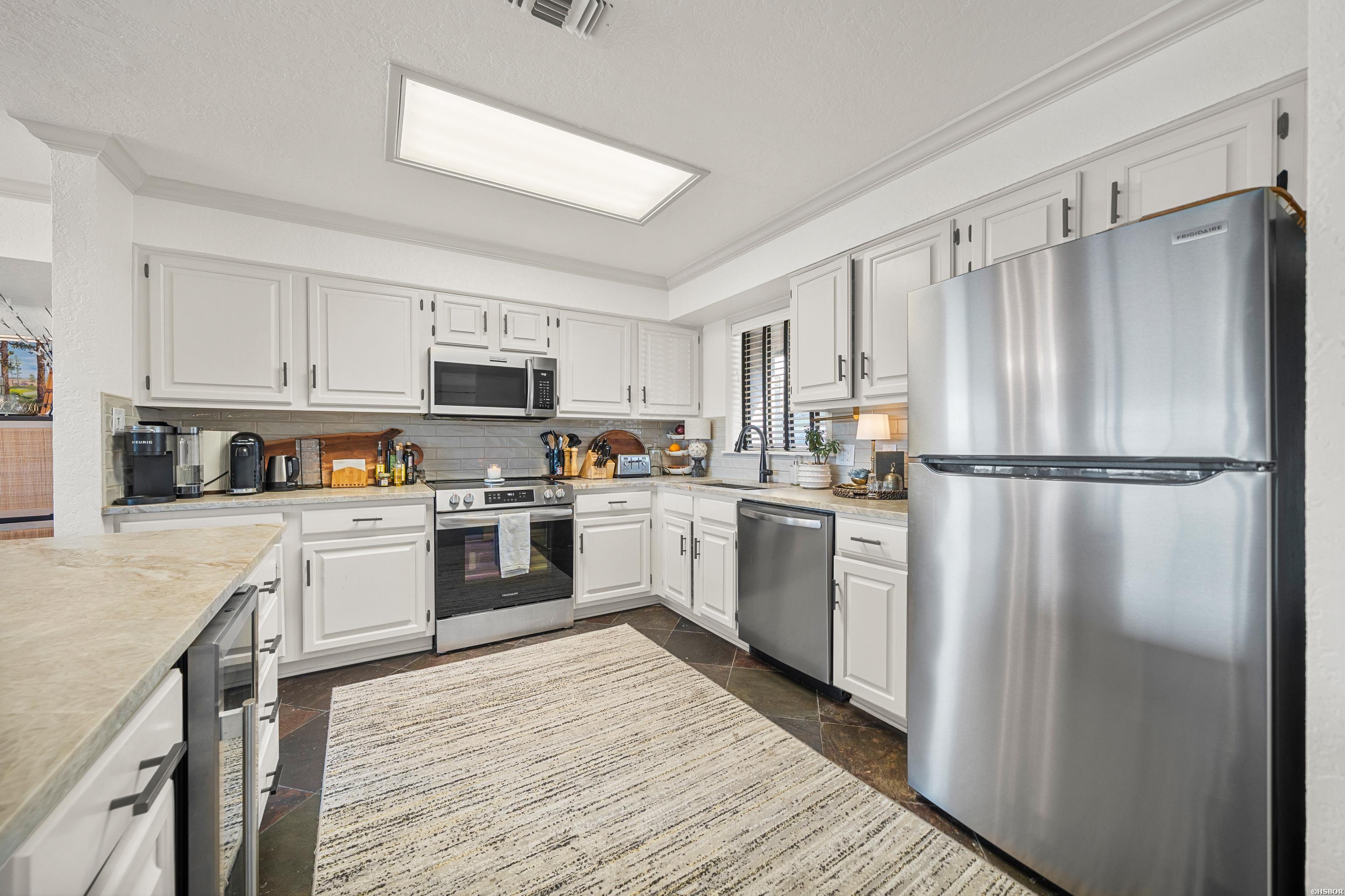 200 Hamilton Oaks Property Photo 19