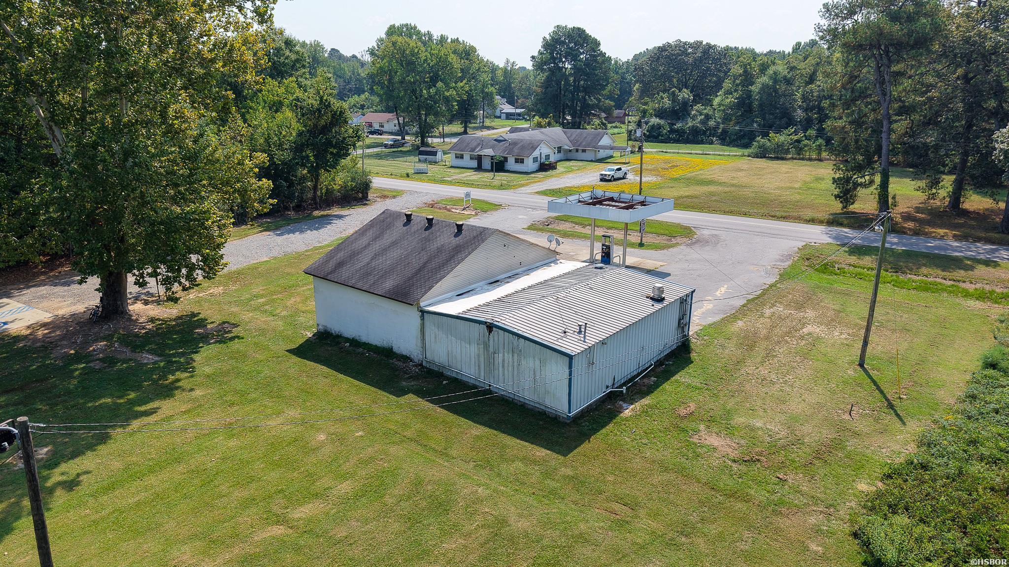 8300 Woodson Lateral Road Property Photo 4