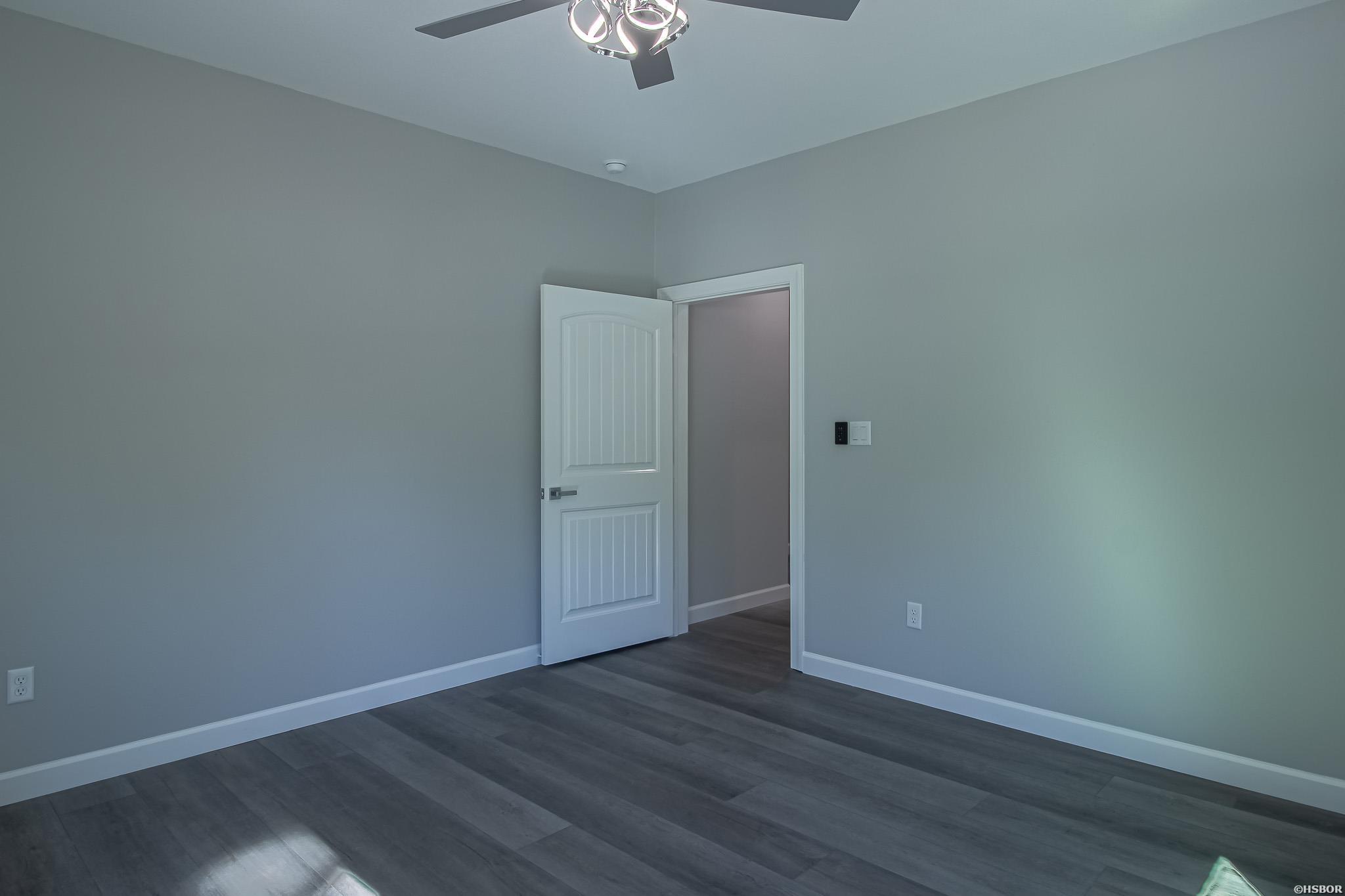 44 Alicante Road Property Photo 18