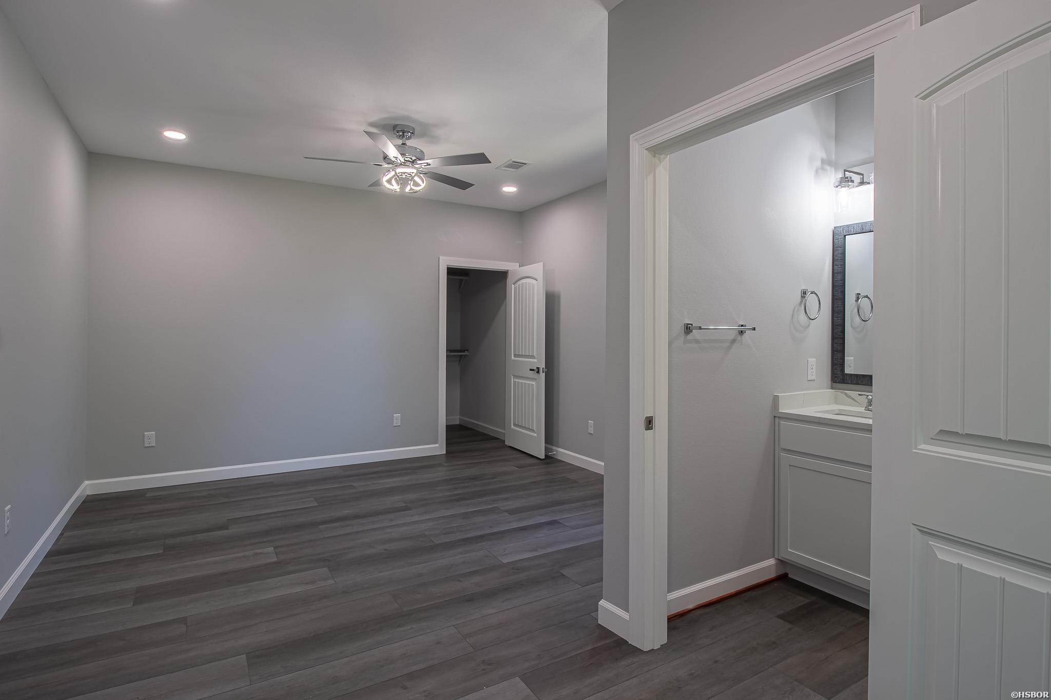 44 Alicante Road Property Photo 25