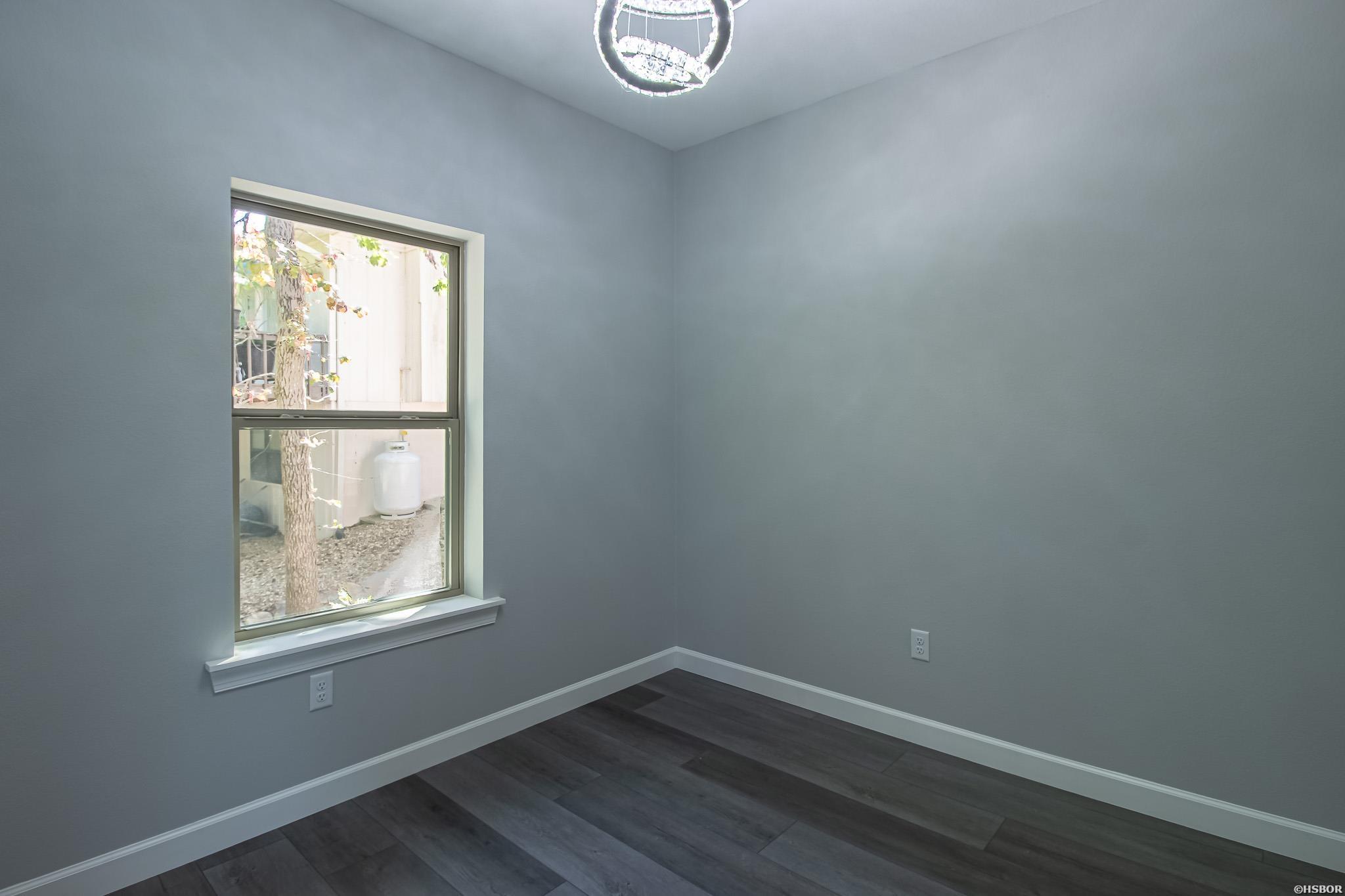 44 Alicante Road Property Photo 26