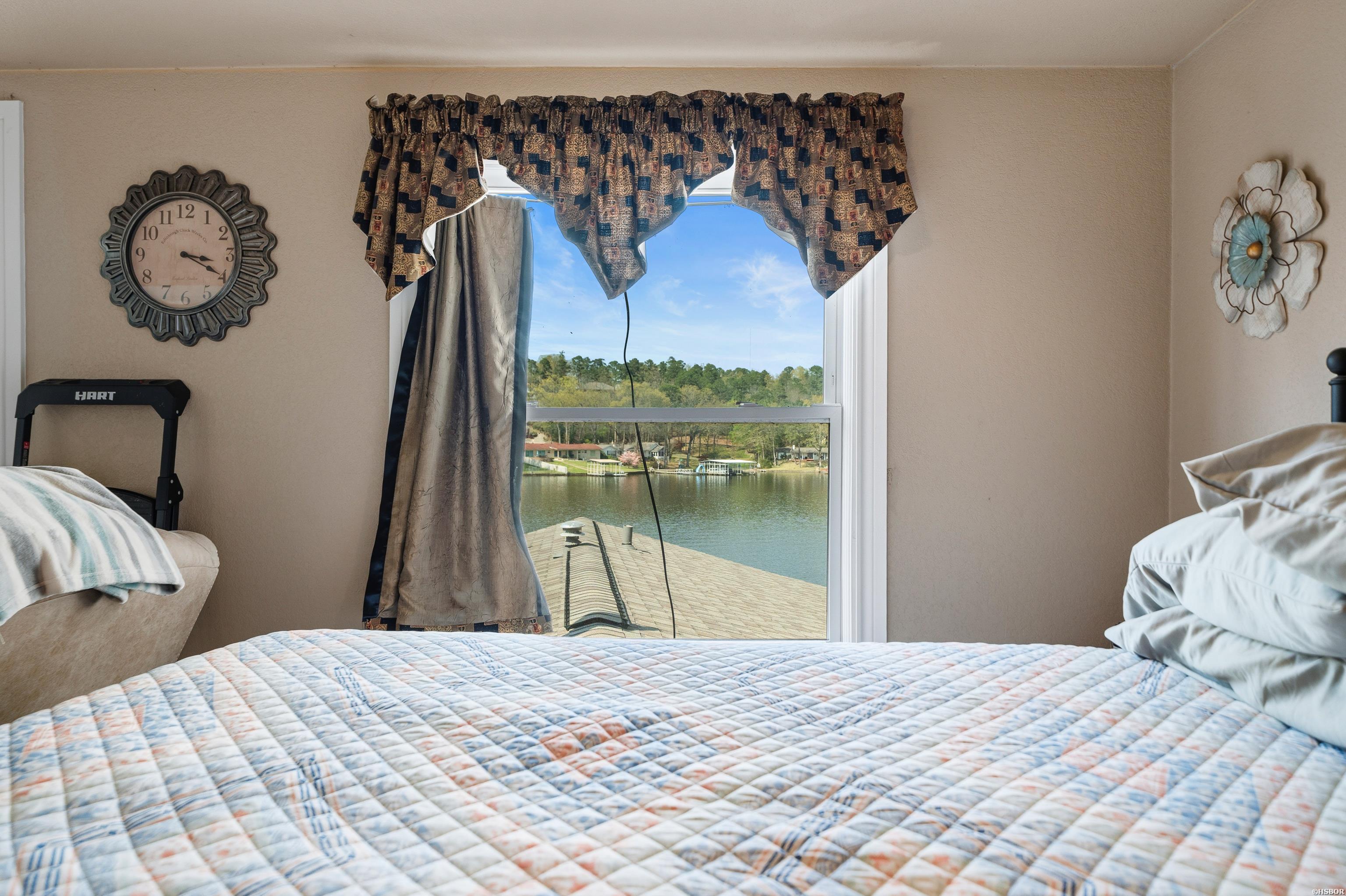 105 Chambers Point Property Photo 15