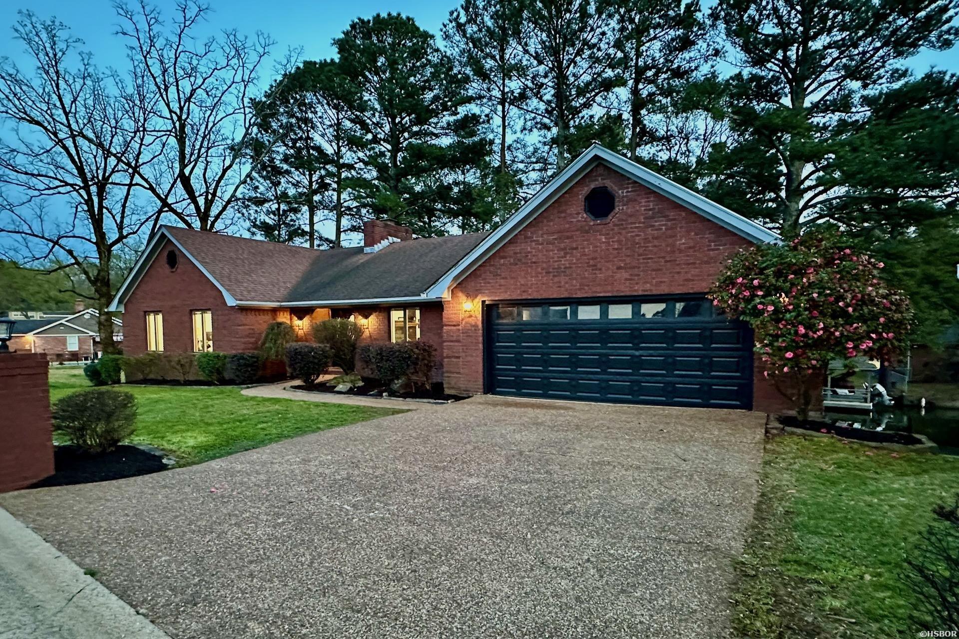 109 Waters Edge Property Photo 2