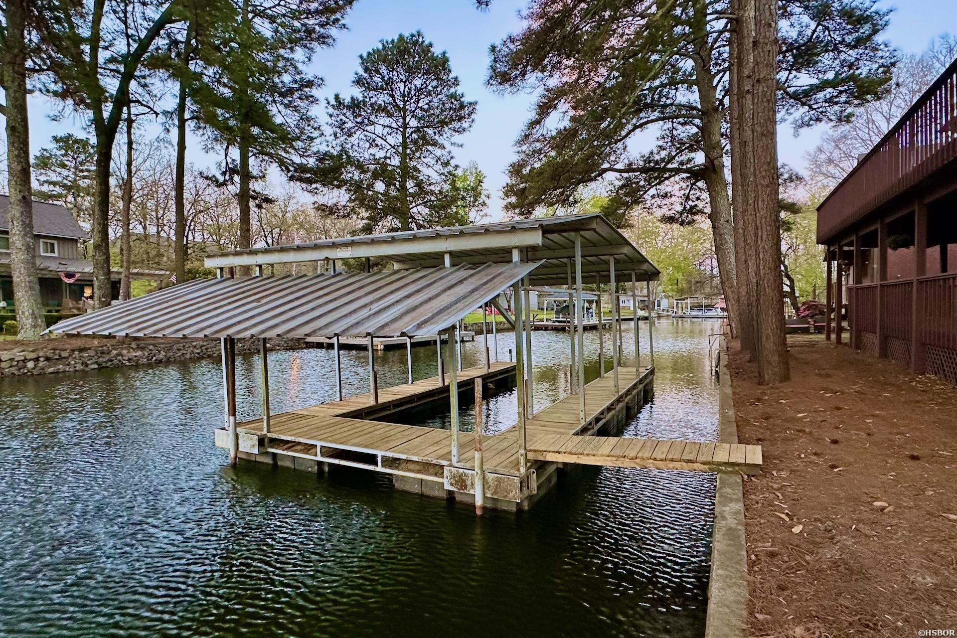 109 Waters Edge Property Photo 3