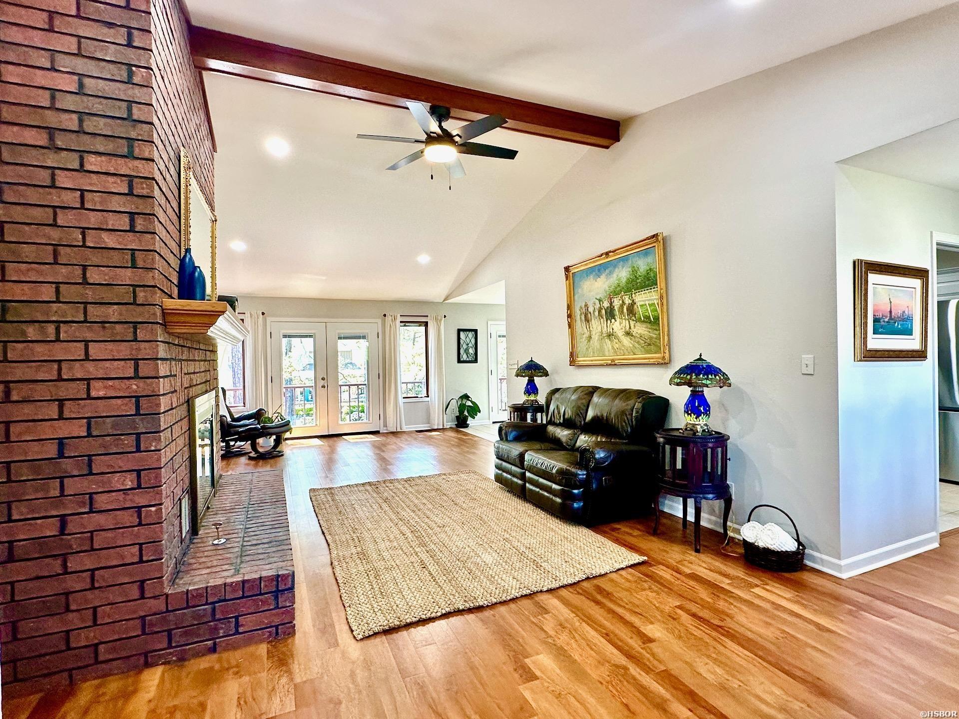 109 Waters Edge Property Photo 10