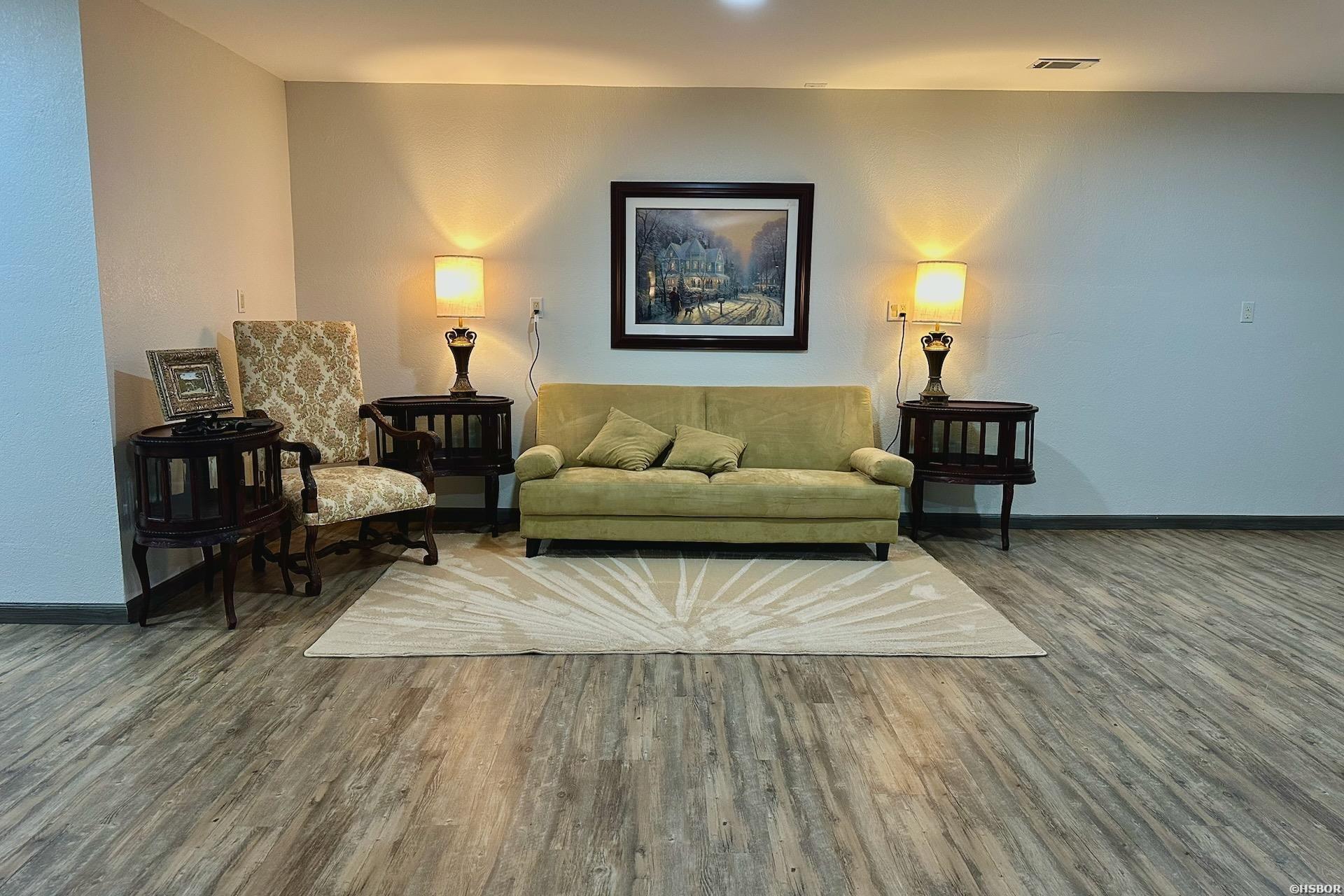 109 Waters Edge Property Photo 35