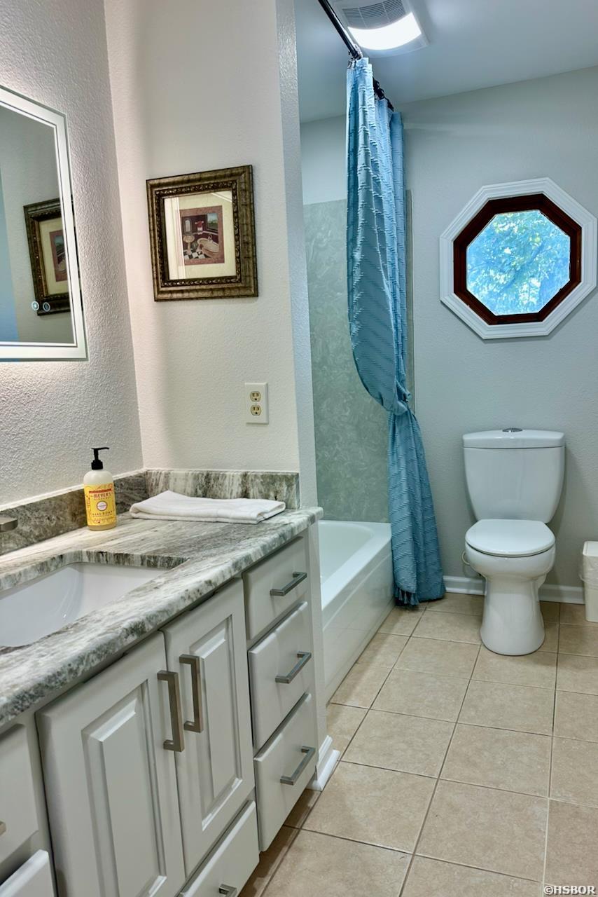 109 Waters Edge Property Photo 40