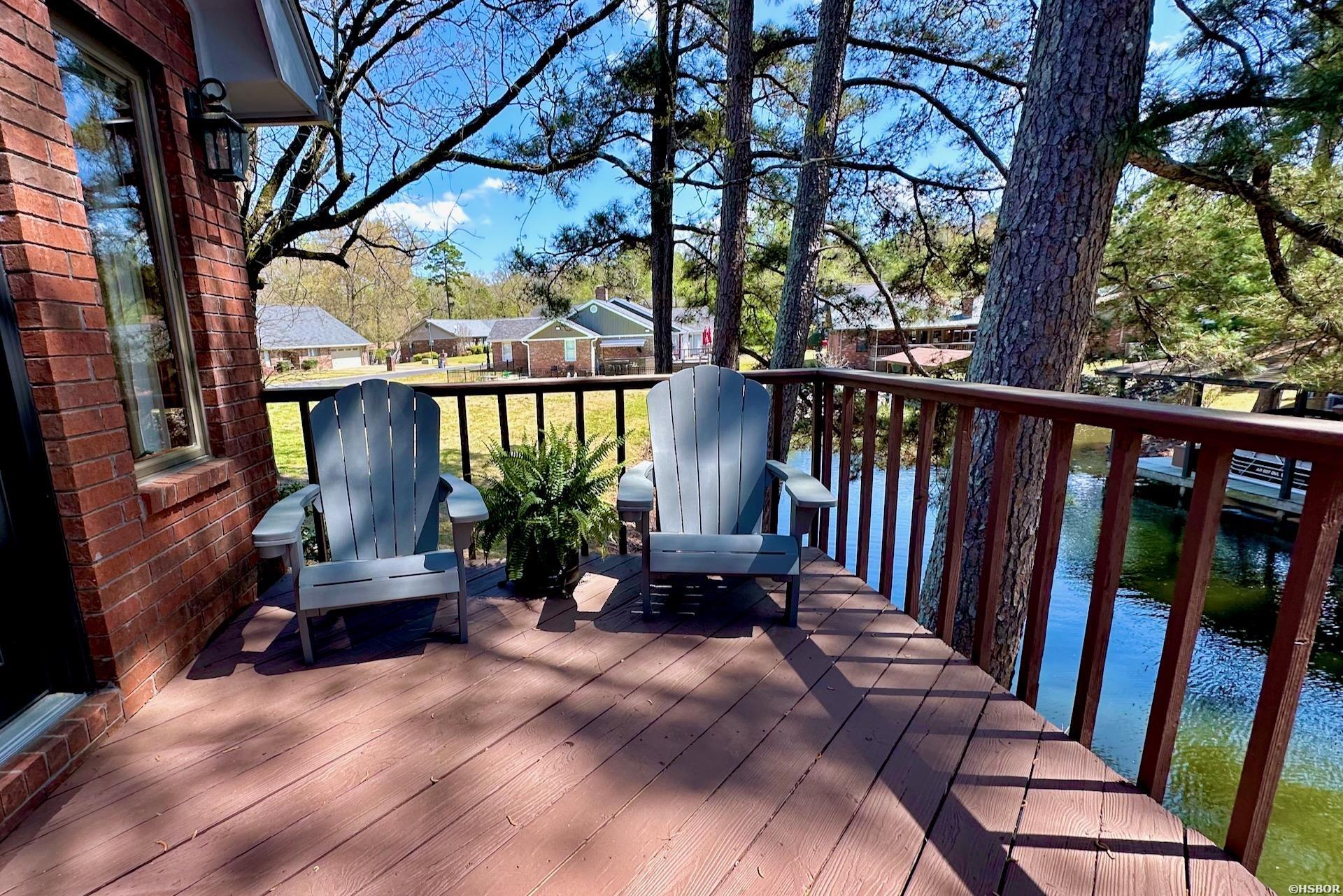 109 Waters Edge Property Photo 44