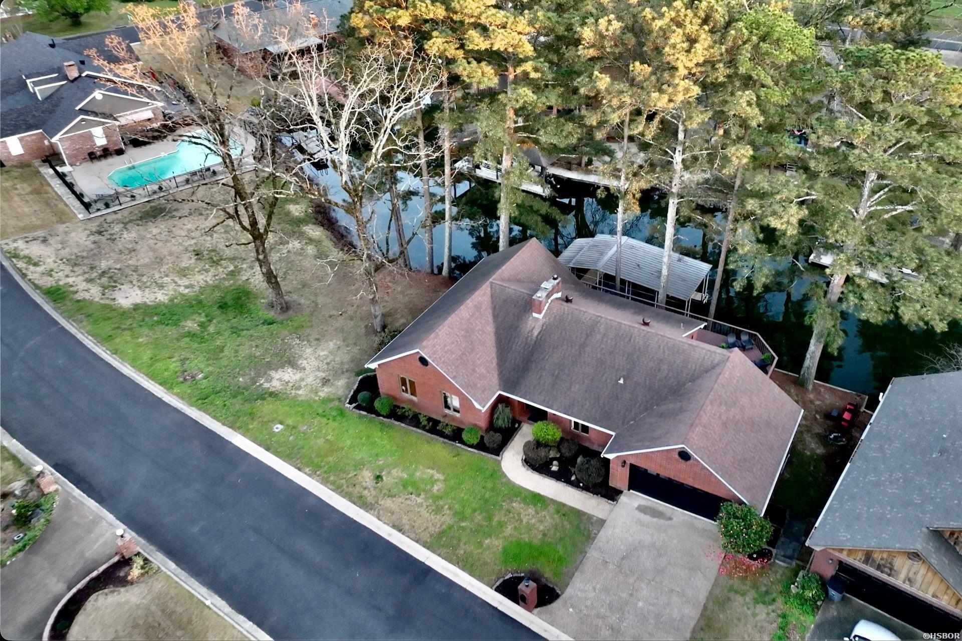 109 Waters Edge Property Photo 48