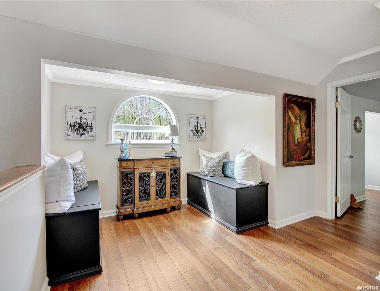 165 Scenic Property Photo 33