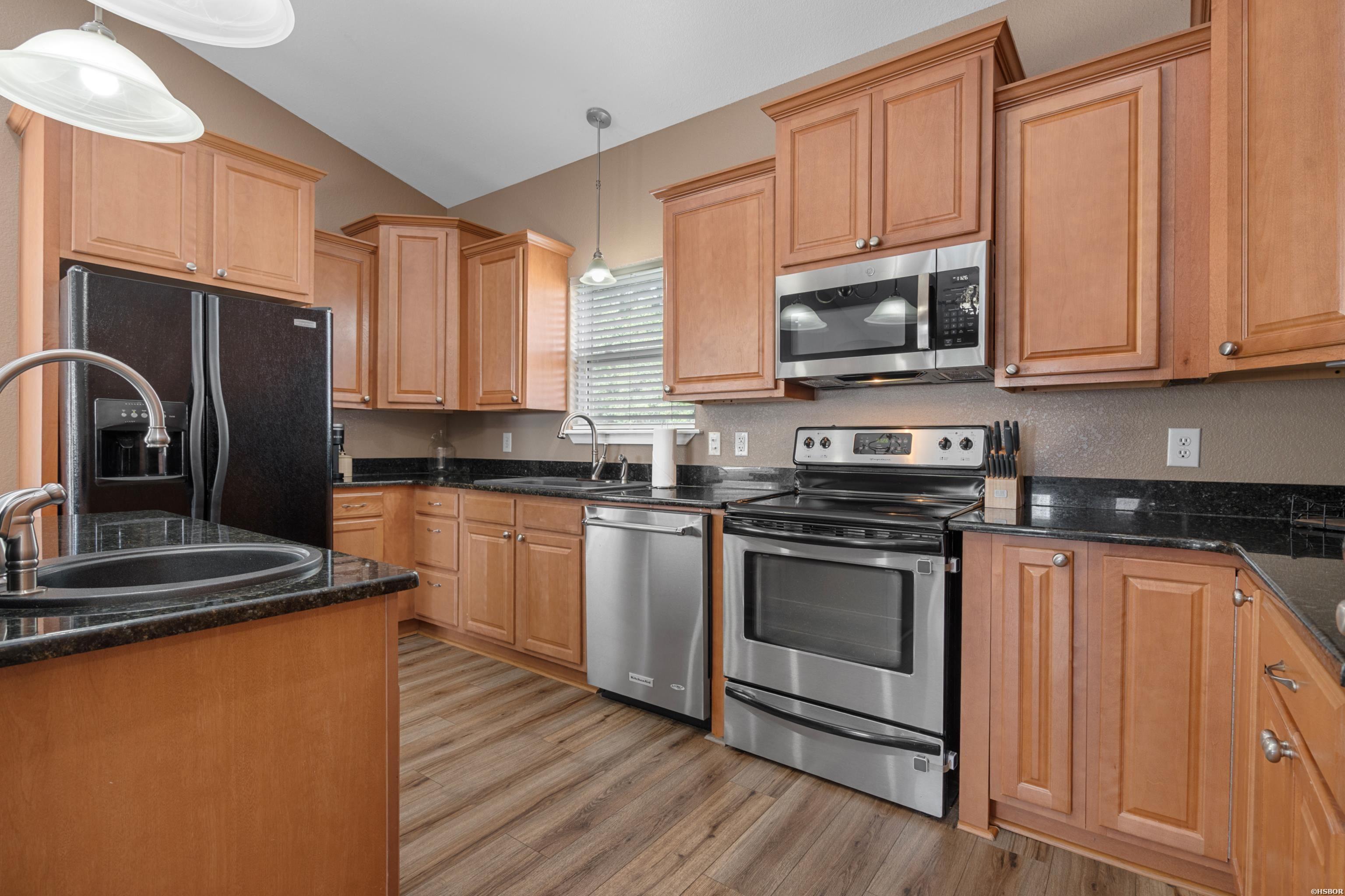 208 Aberina Street Property Photo 13