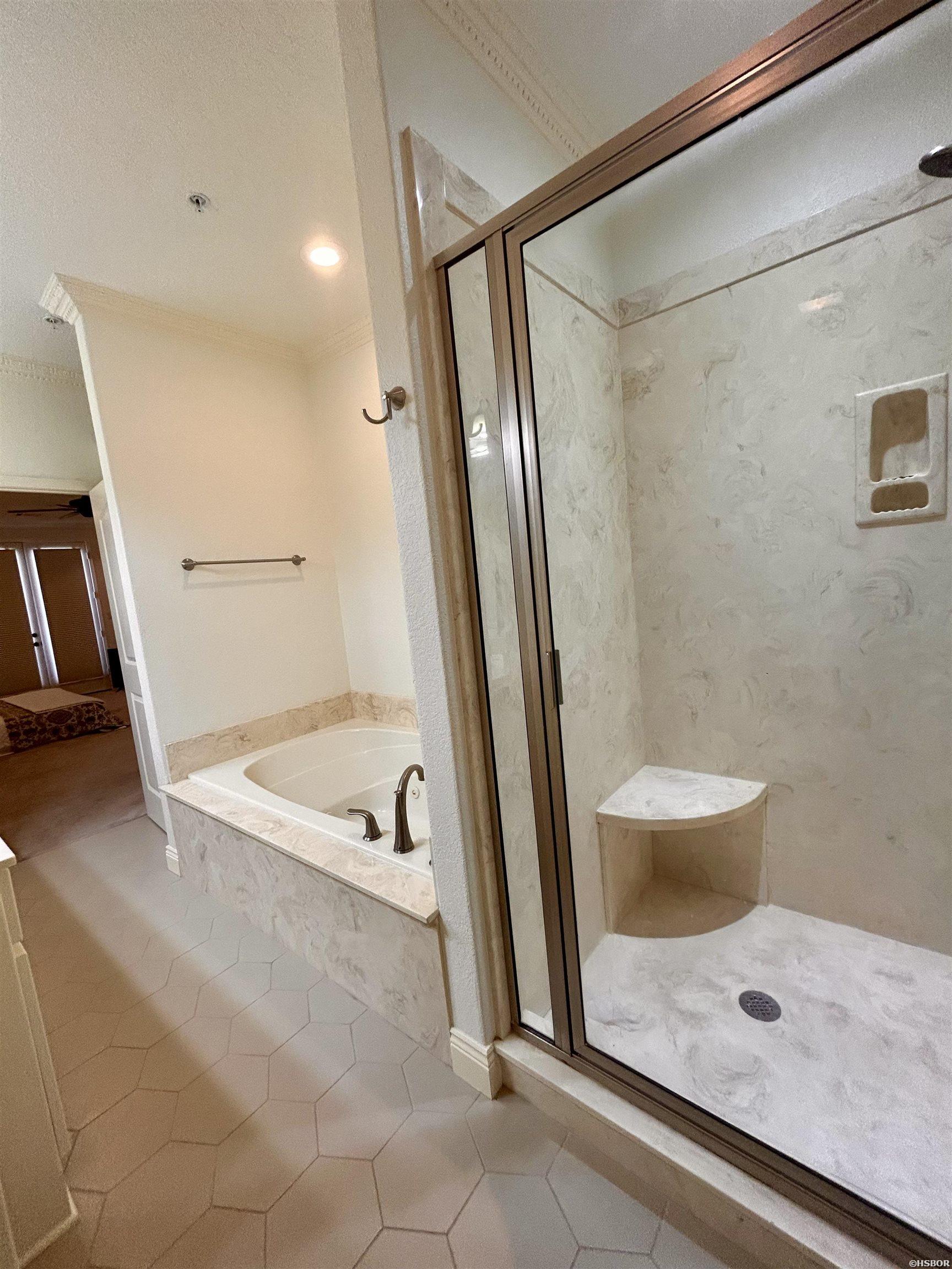 130 Grand Isle Property Photo 10