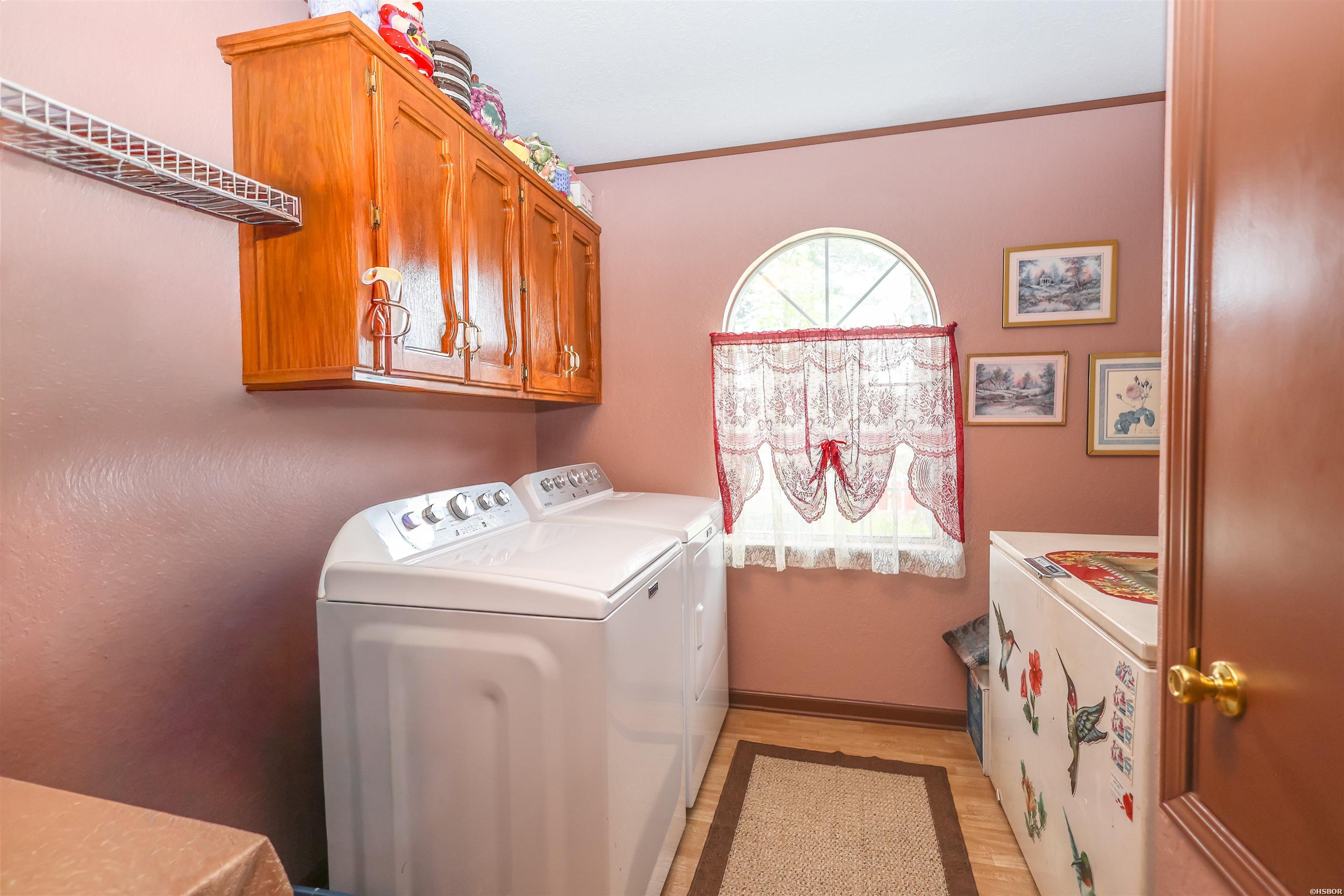 228 Perry Street Property Photo 24