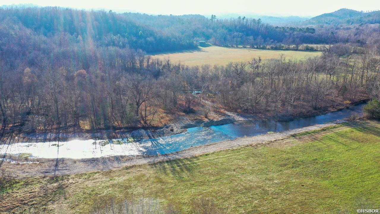 2261 Hwy 8 W Property Photo 4