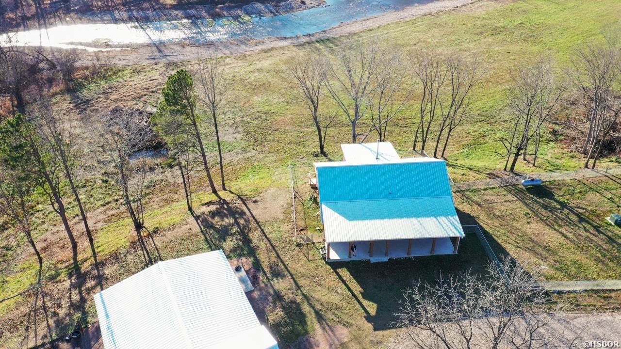 2261 Hwy 8 W Property Photo 5