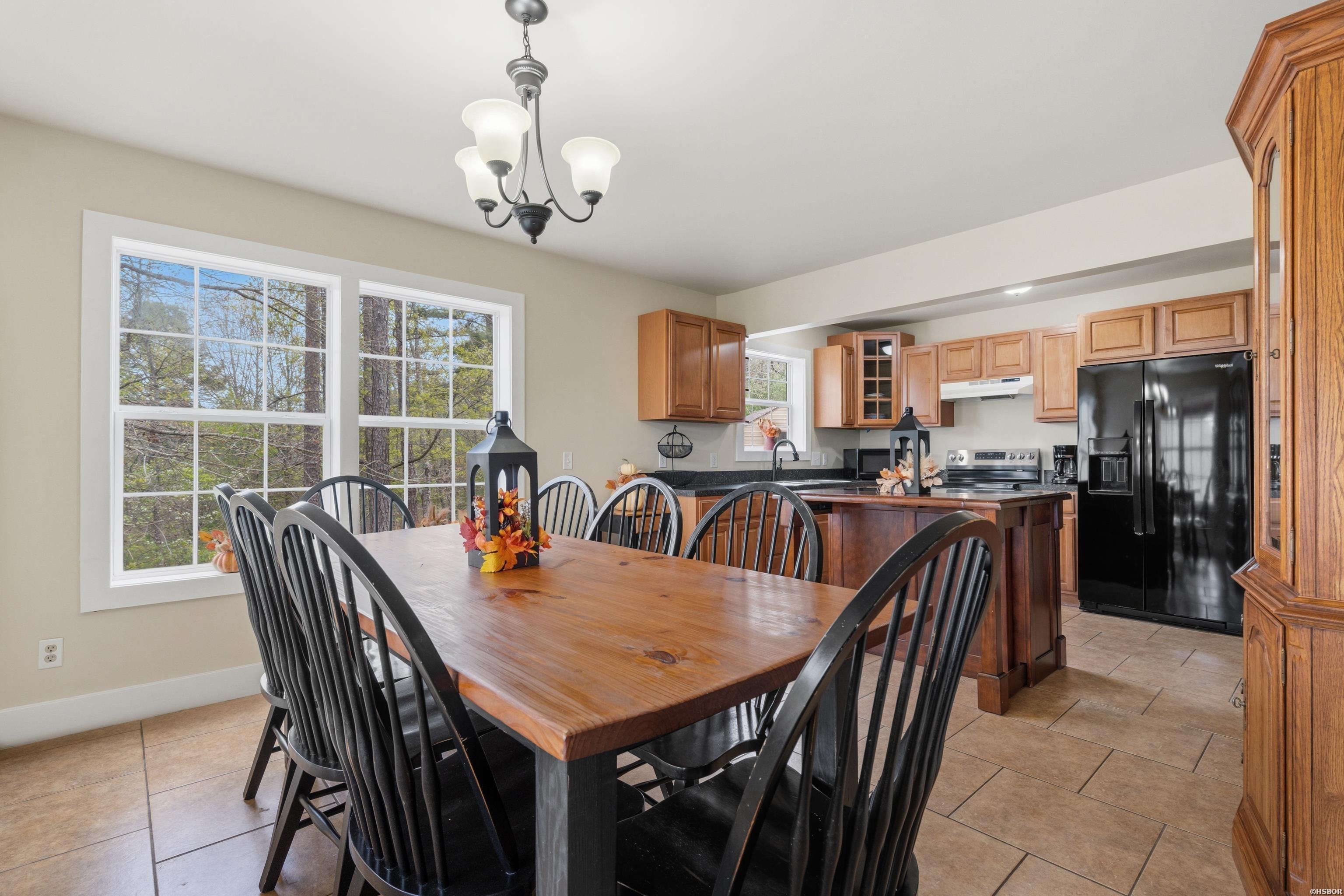 138 Peaceful Valley Trail Property Photo 9