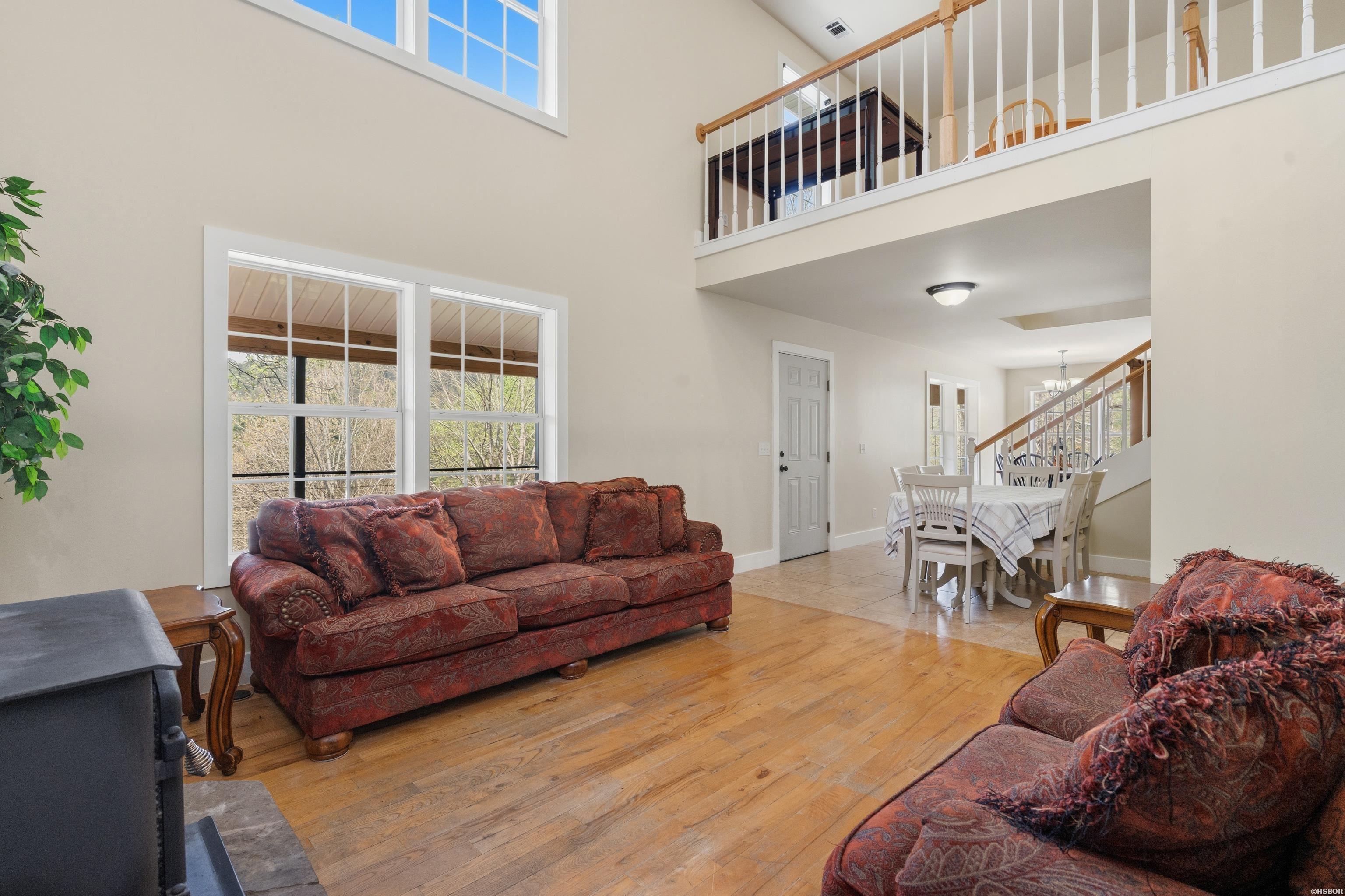 138 Peaceful Valley Trail Property Photo 16