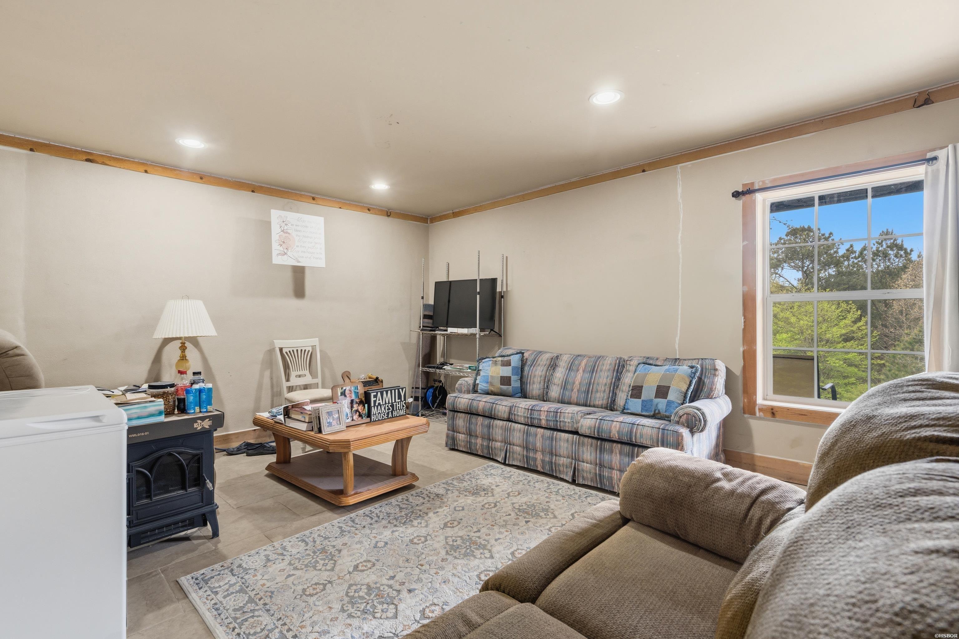 138 Peaceful Valley Trail Property Photo 32