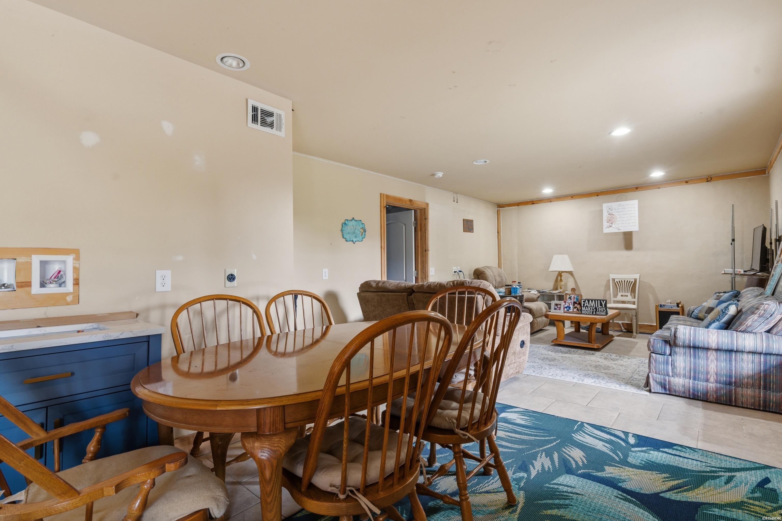 138 Peaceful Valley Trail Property Photo 33