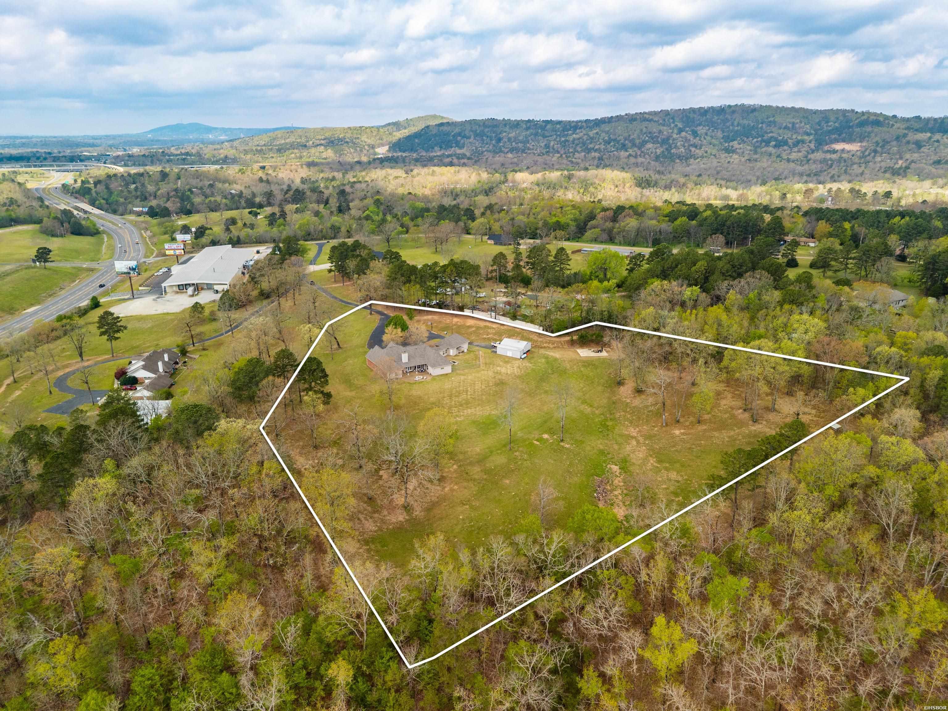 134 Bratton Property Photo 3