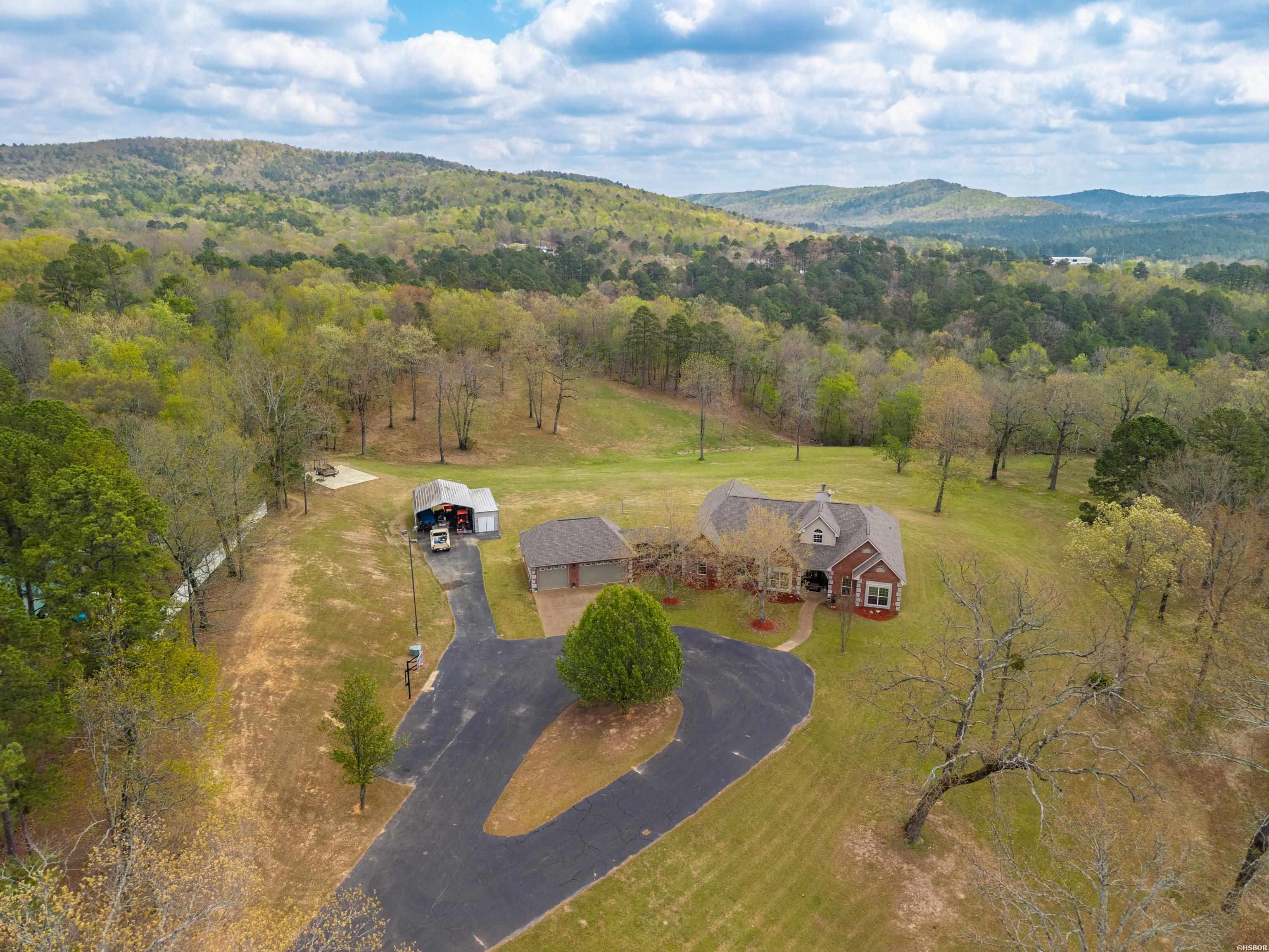 134 Bratton Property Photo 5