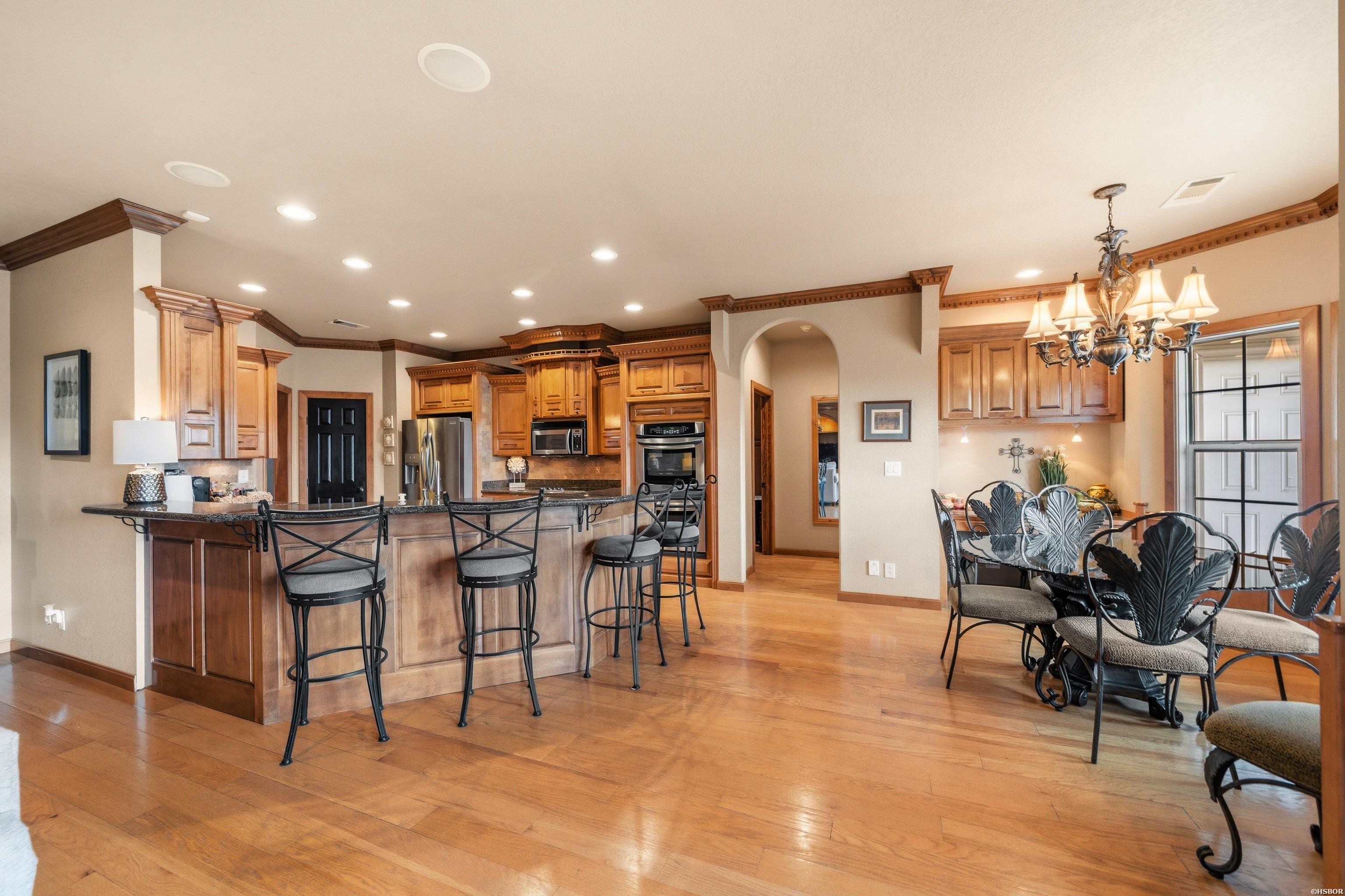 134 Bratton Property Photo 11