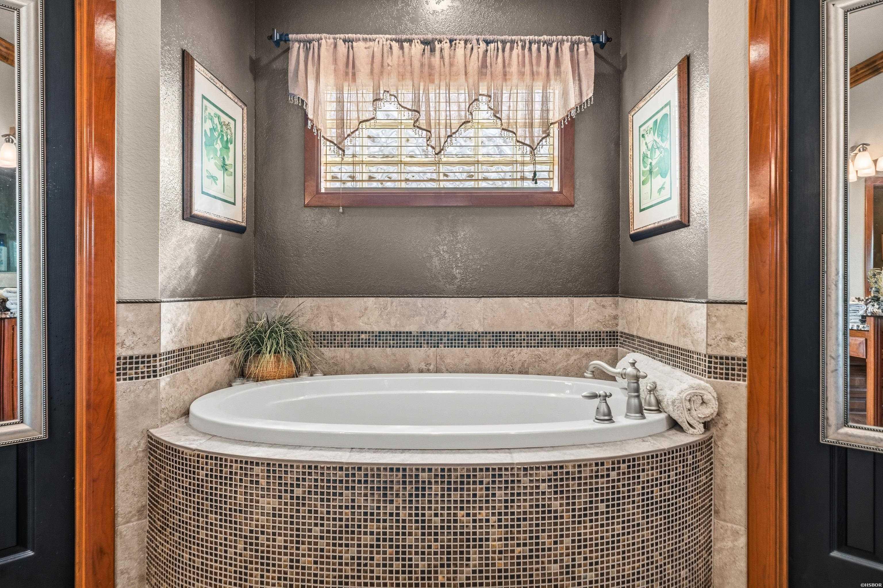 134 Bratton Property Photo 25