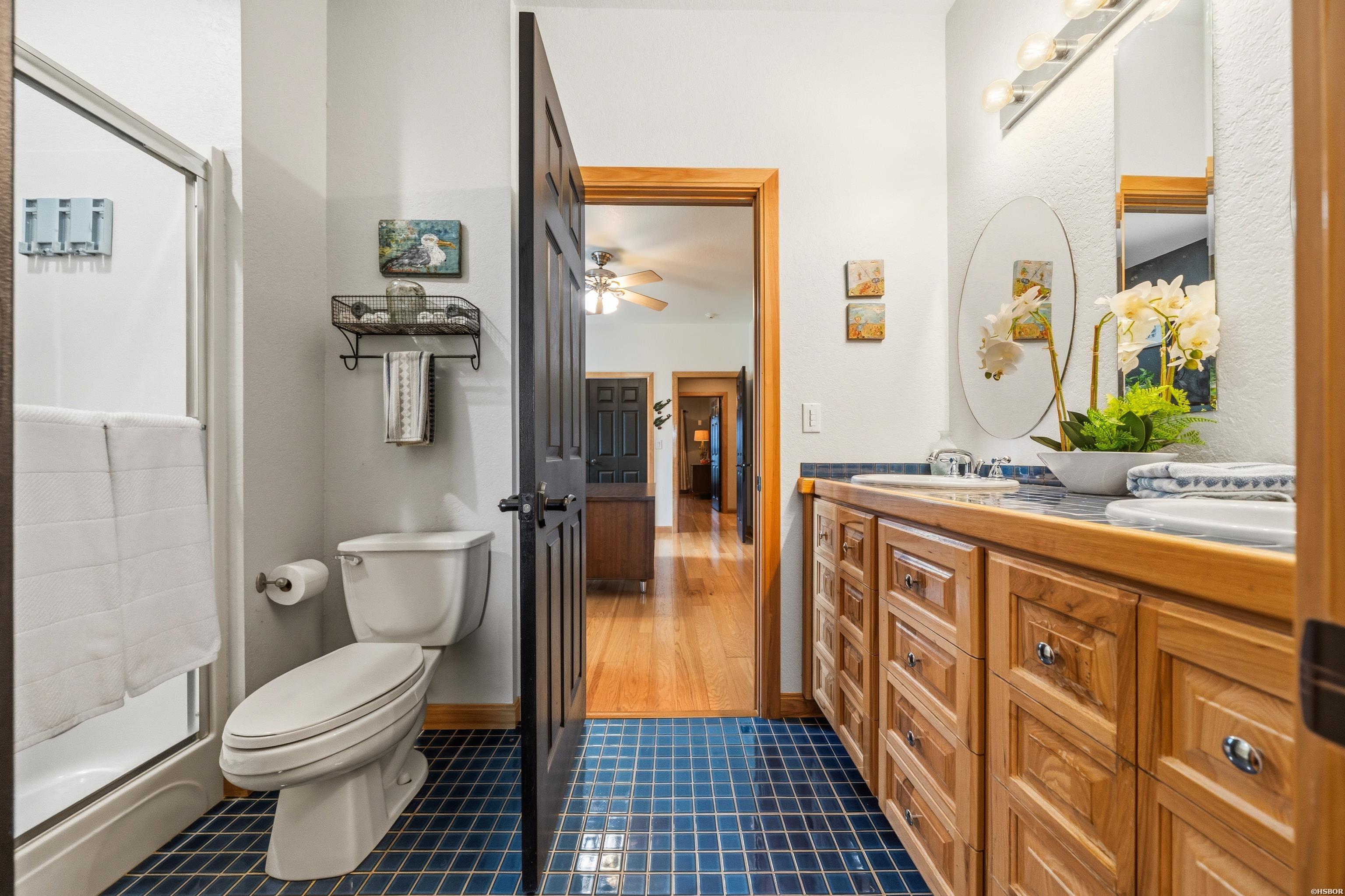 134 Bratton Property Photo 32