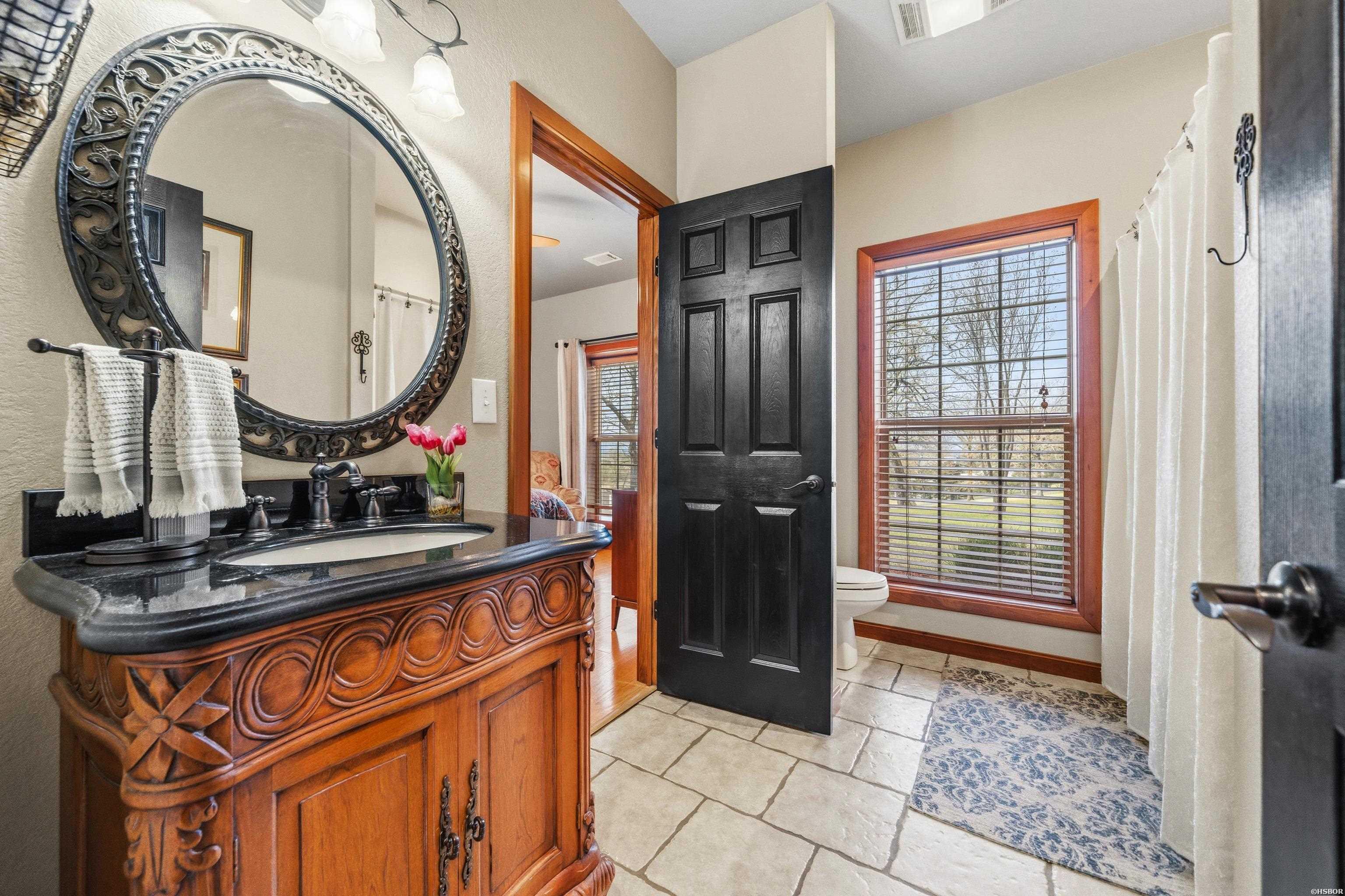 134 Bratton Property Photo 38