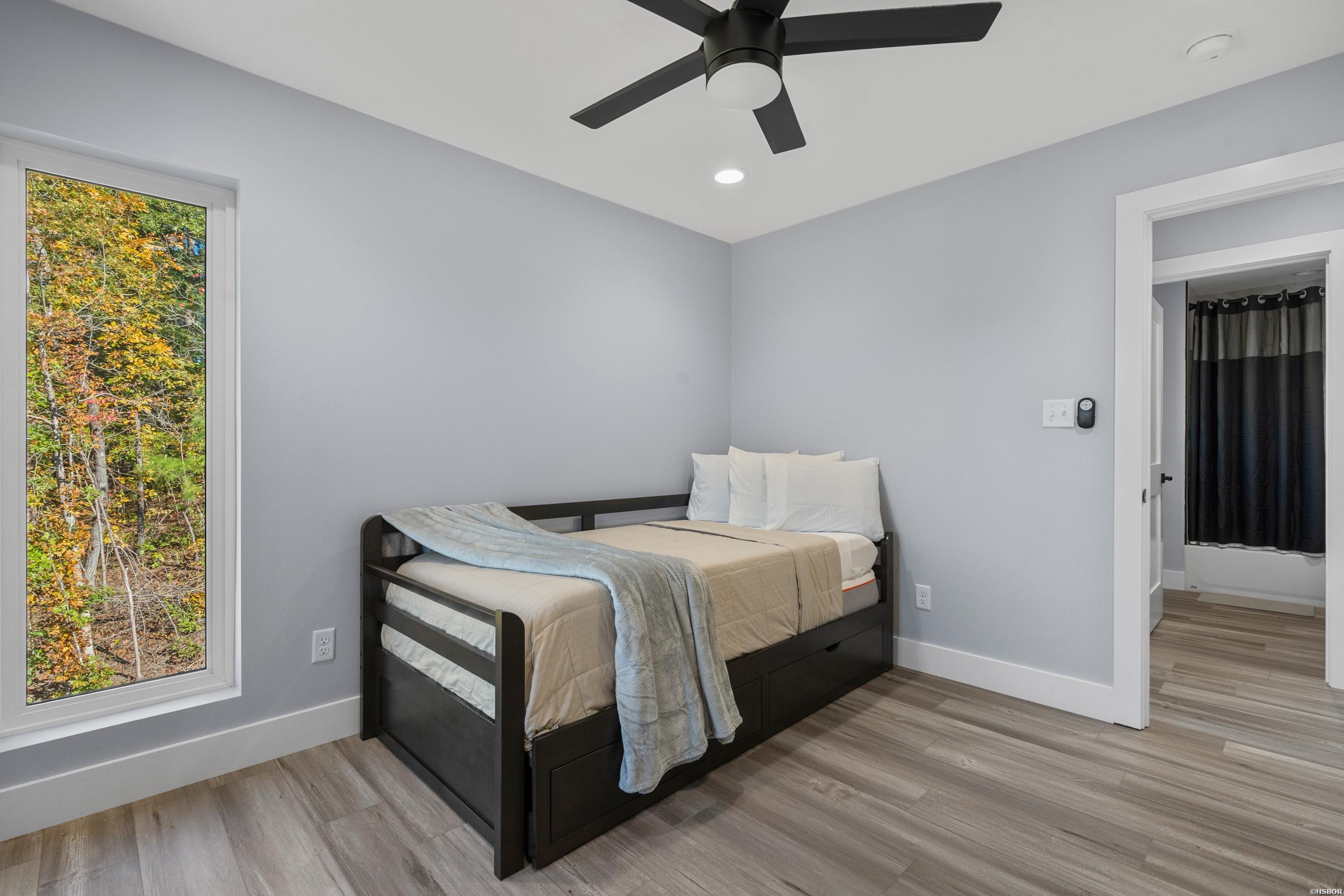 106 Hunterscove Place Property Photo 31