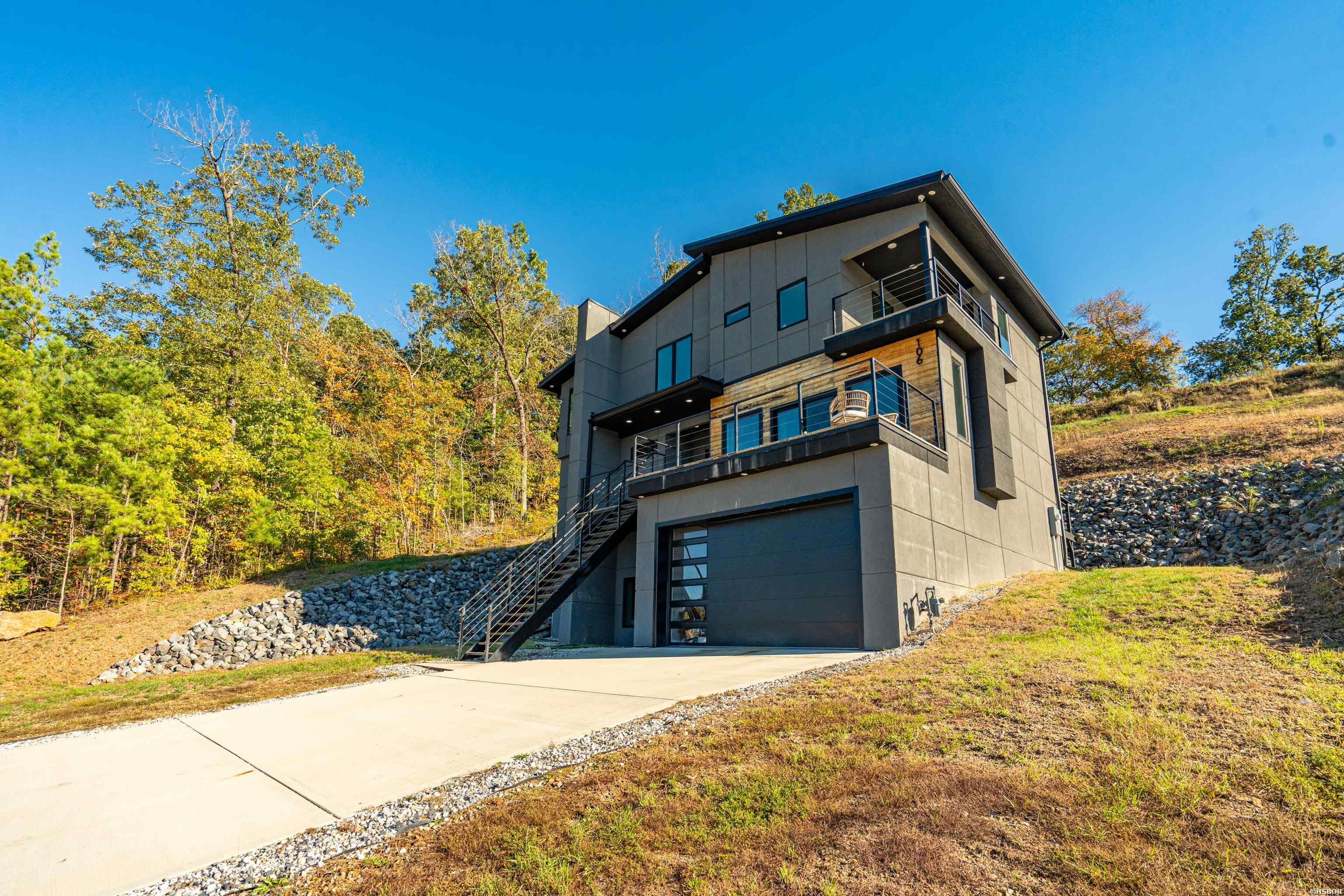 106 Hunterscove Place Property Photo 38