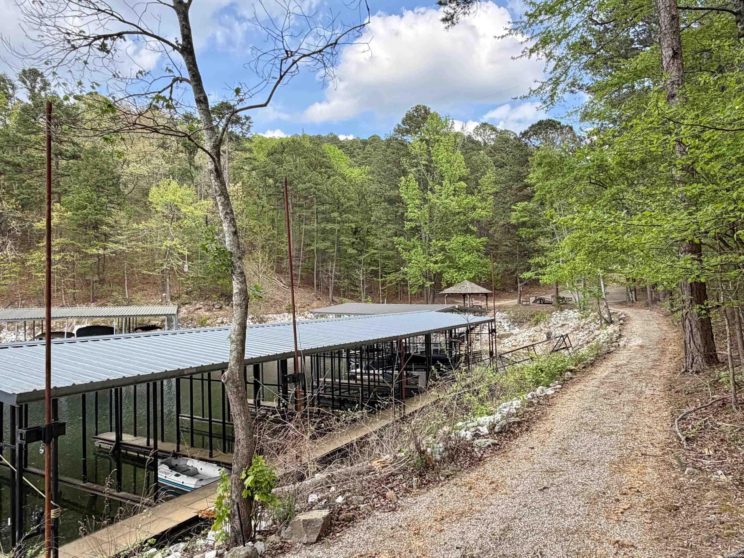 000 Lake Ouachita Trail Property Photo 18