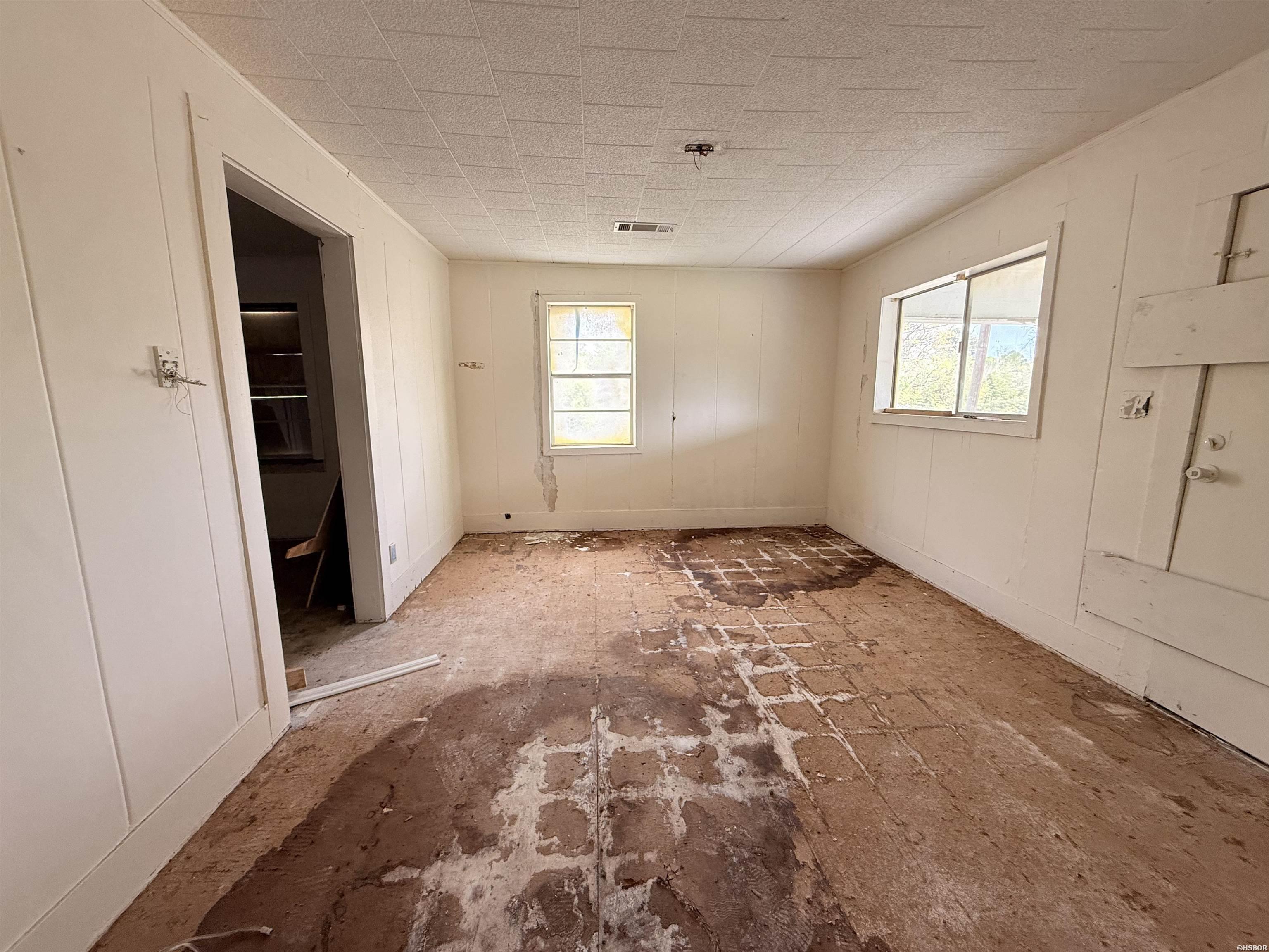 1032 Summer Street Property Photo 8