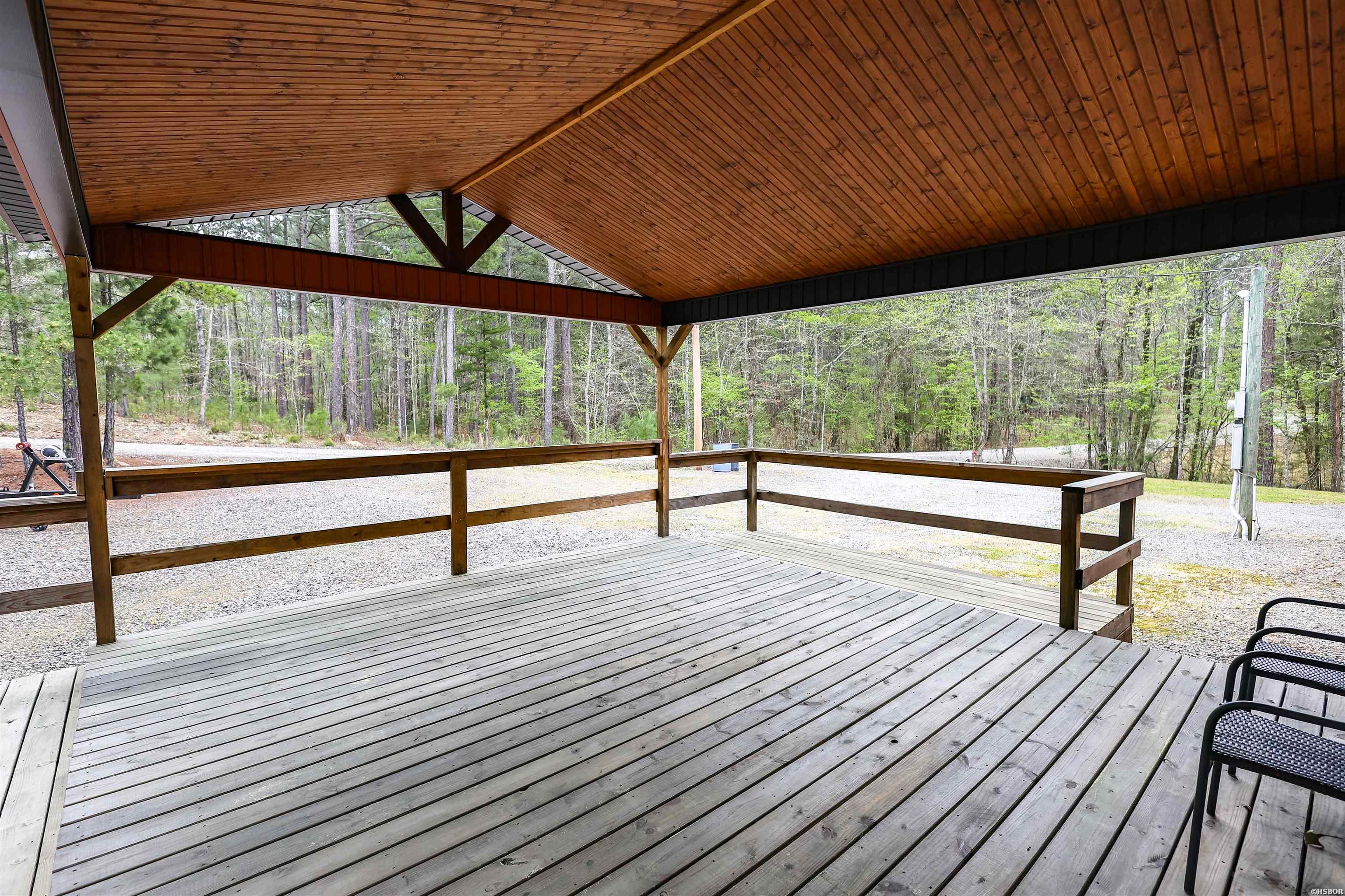 8 Fox Den Trail Property Photo 3