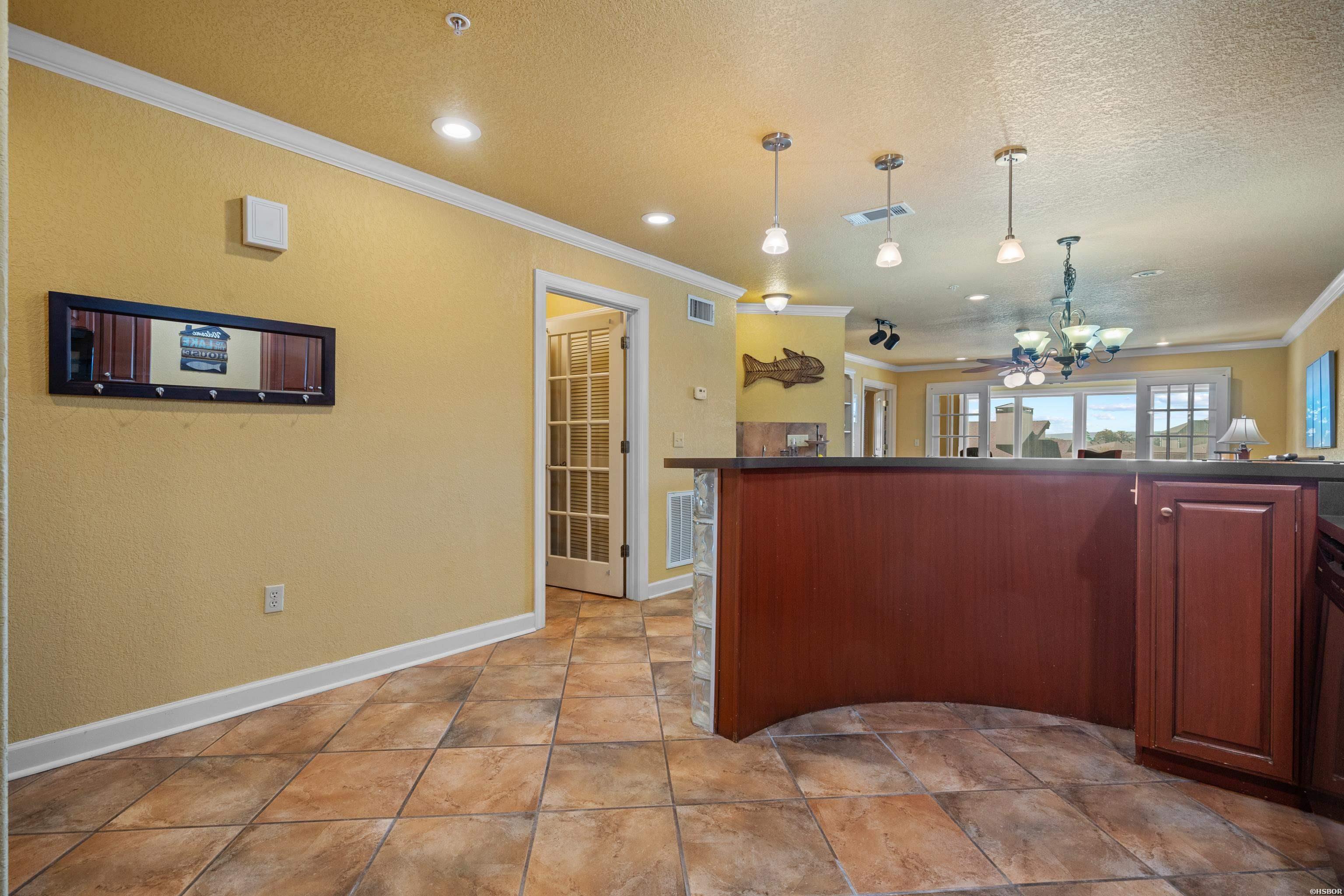 151 Peters Point Property Photo 8