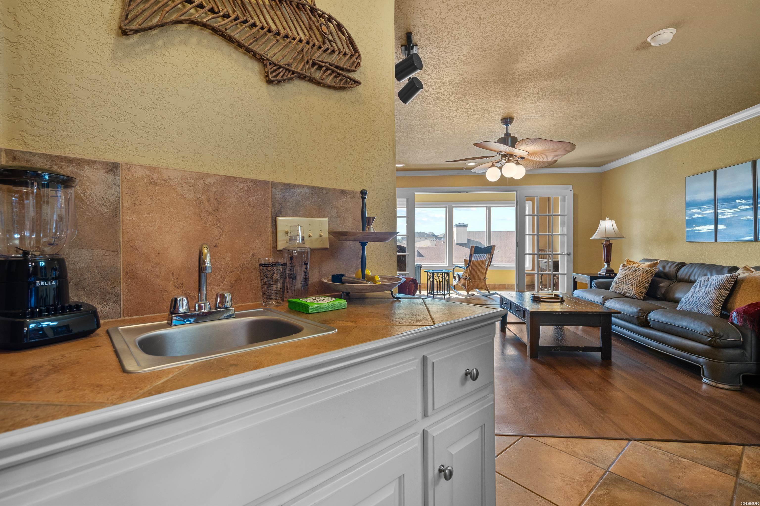 151 Peters Point Property Photo 12