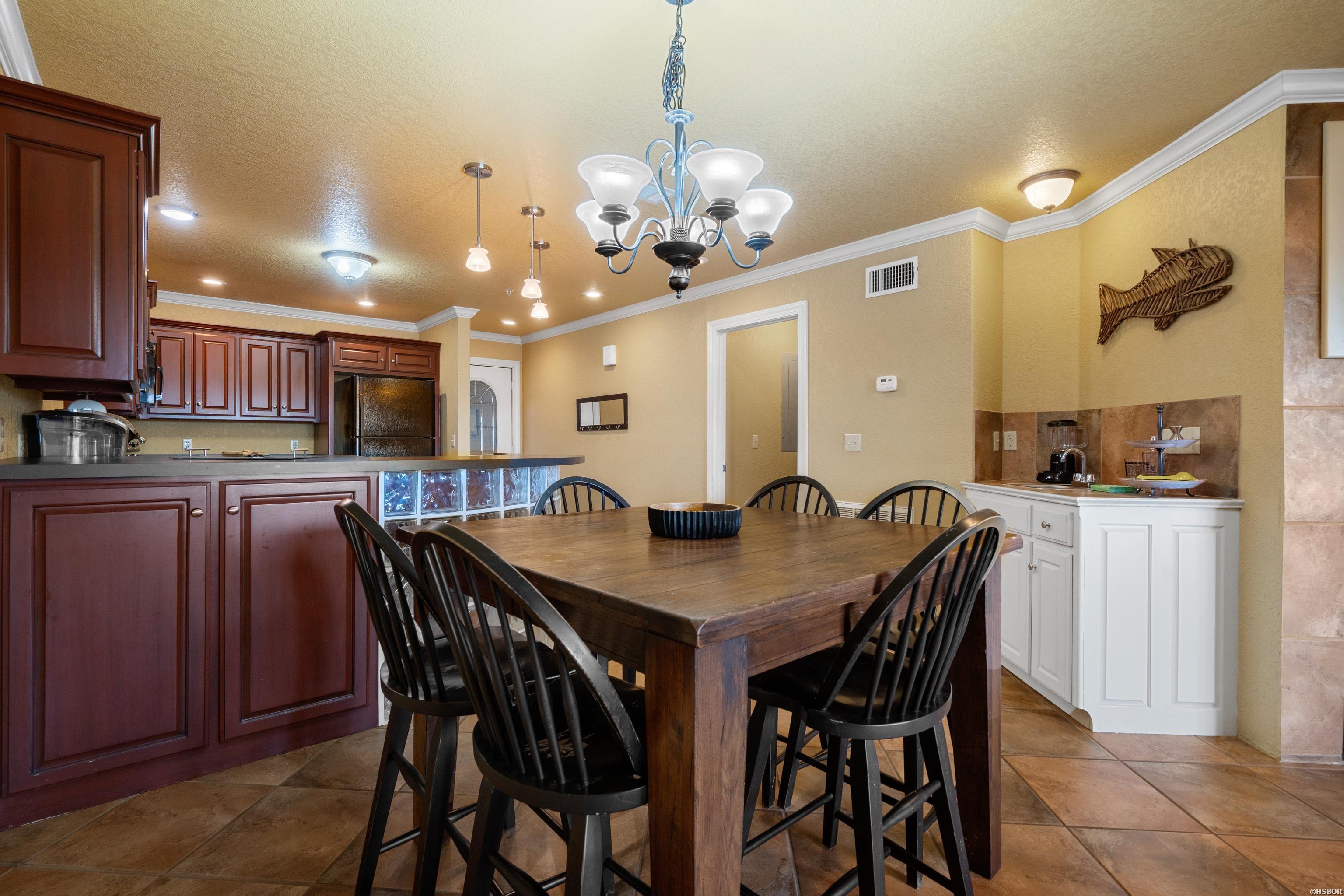 151 Peters Point Property Photo 14