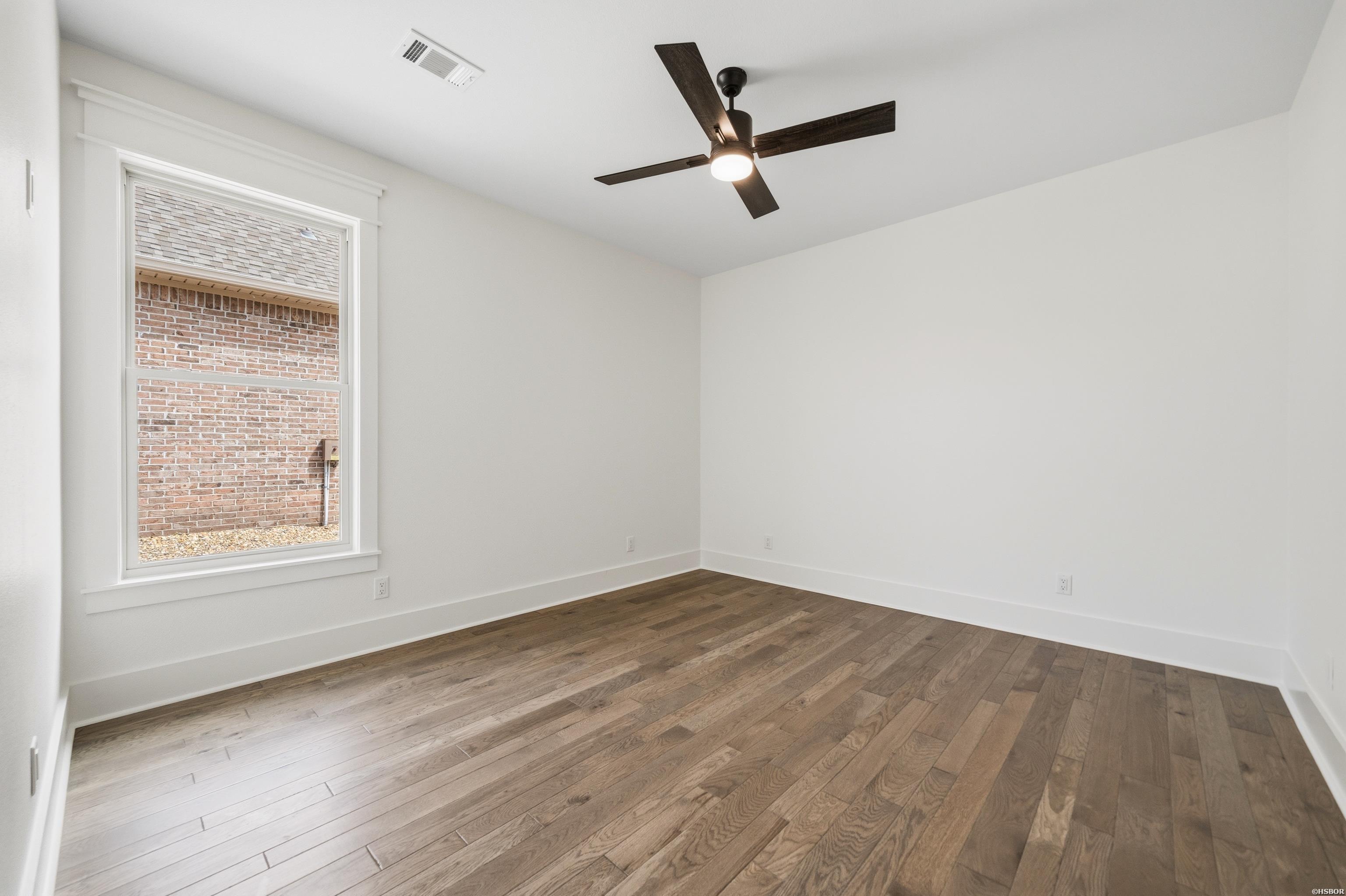 9 Linares Lane Property Photo 37
