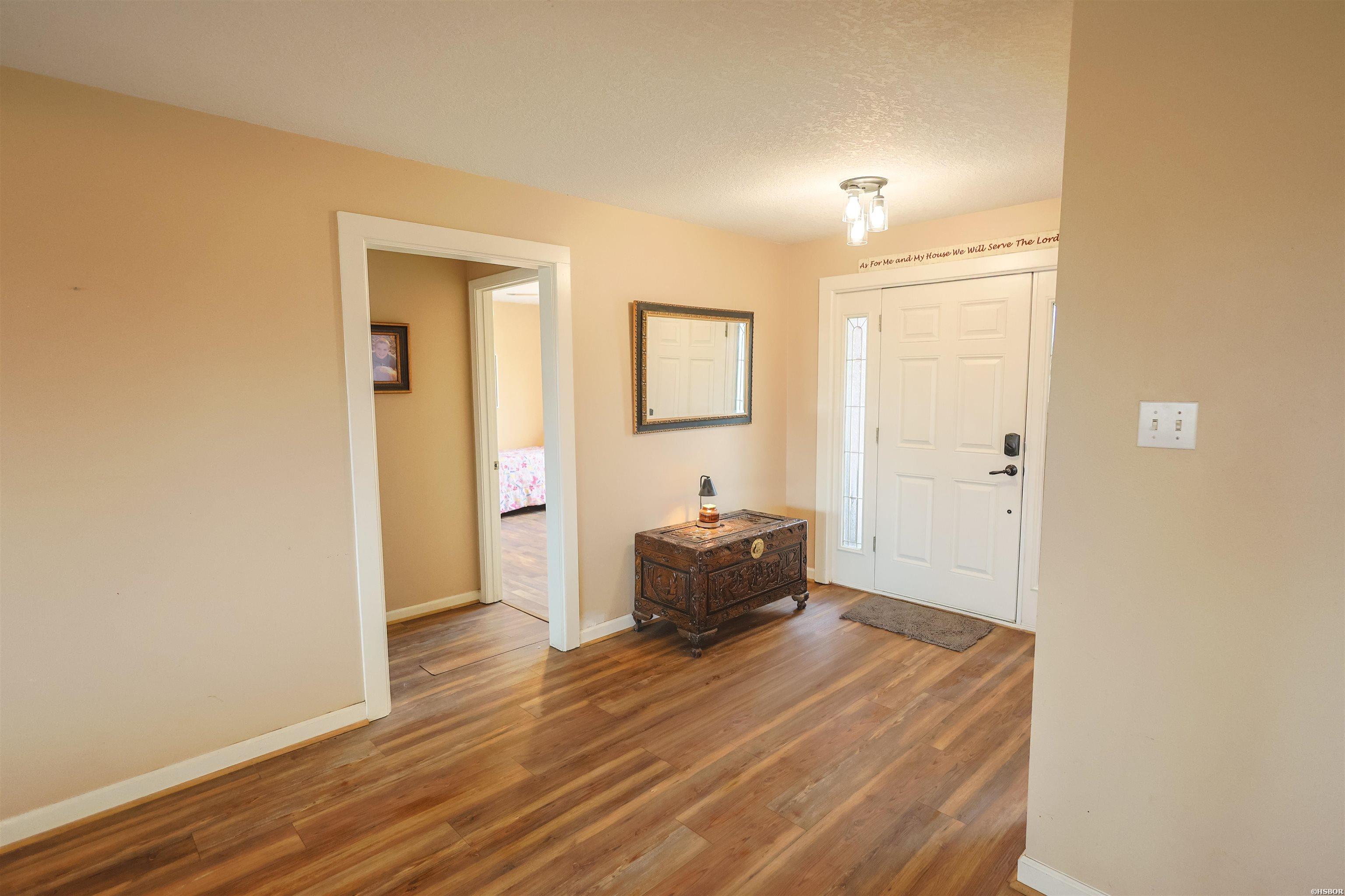 21 Burke Road Property Photo 12