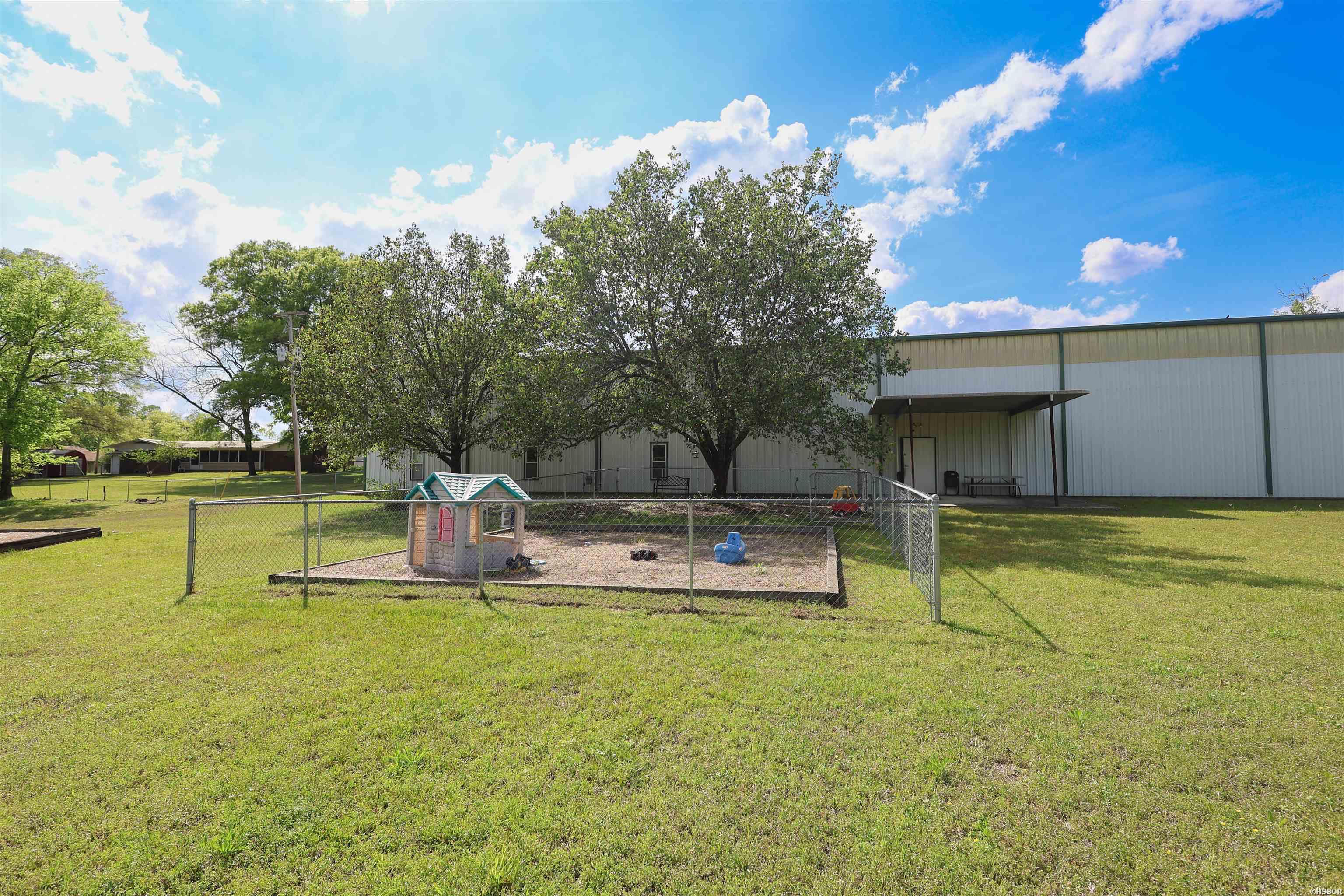 608 N Clay Street Property Photo 39