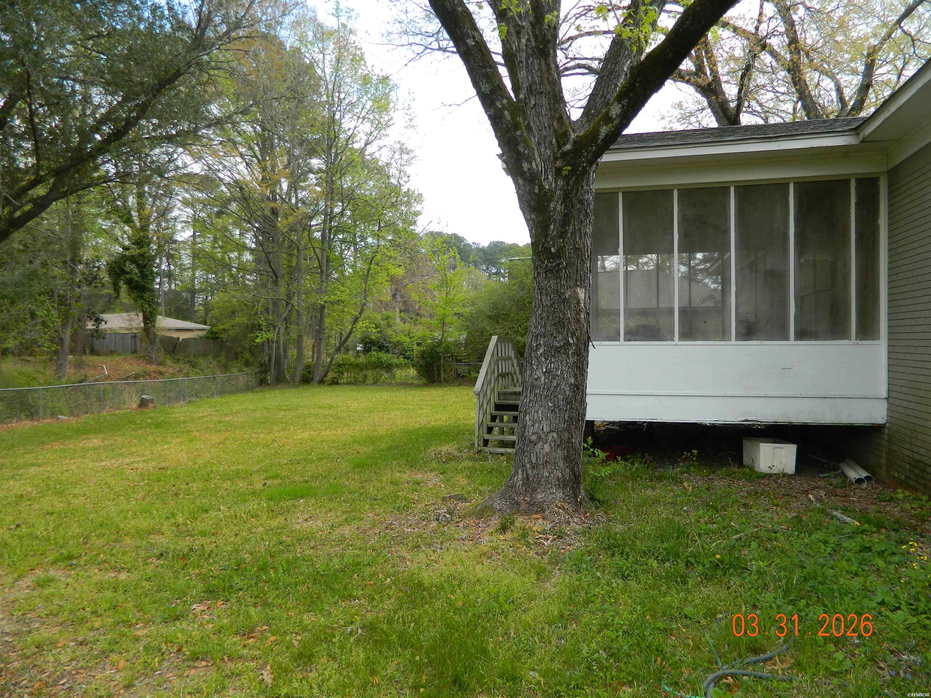 2606 Lynwood Drive Property Photo 2