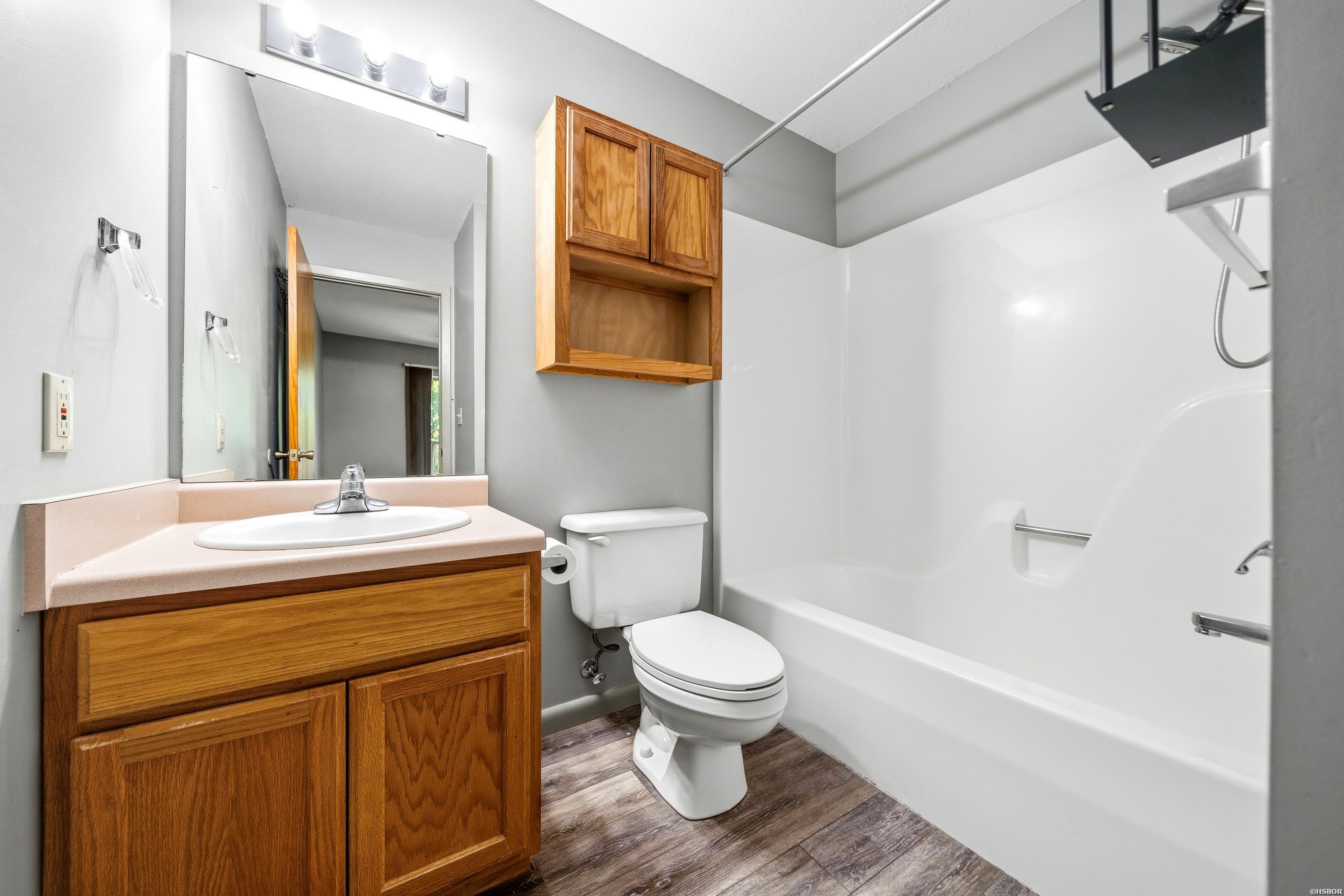 124 Lees Landing Property Photo 17