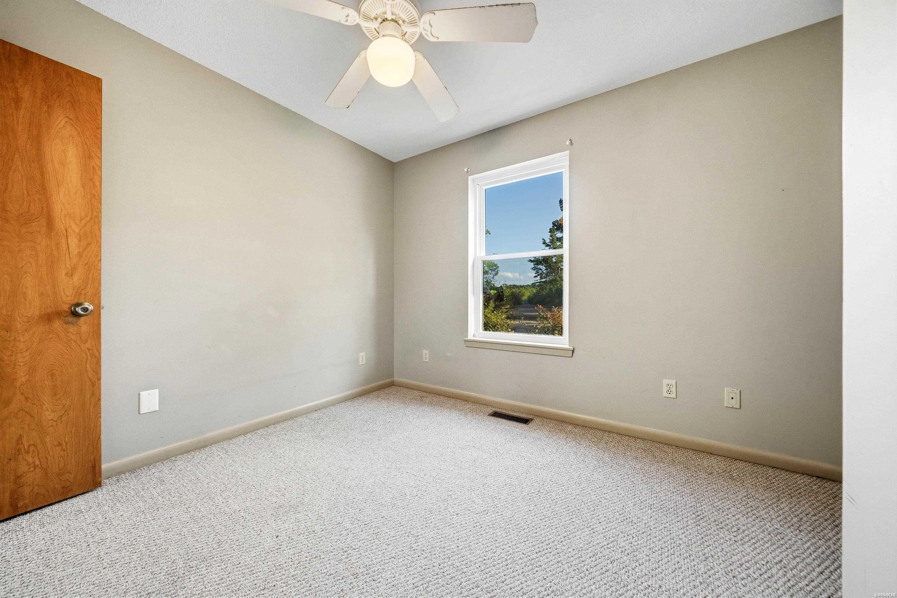 124 Lees Landing Property Photo 19