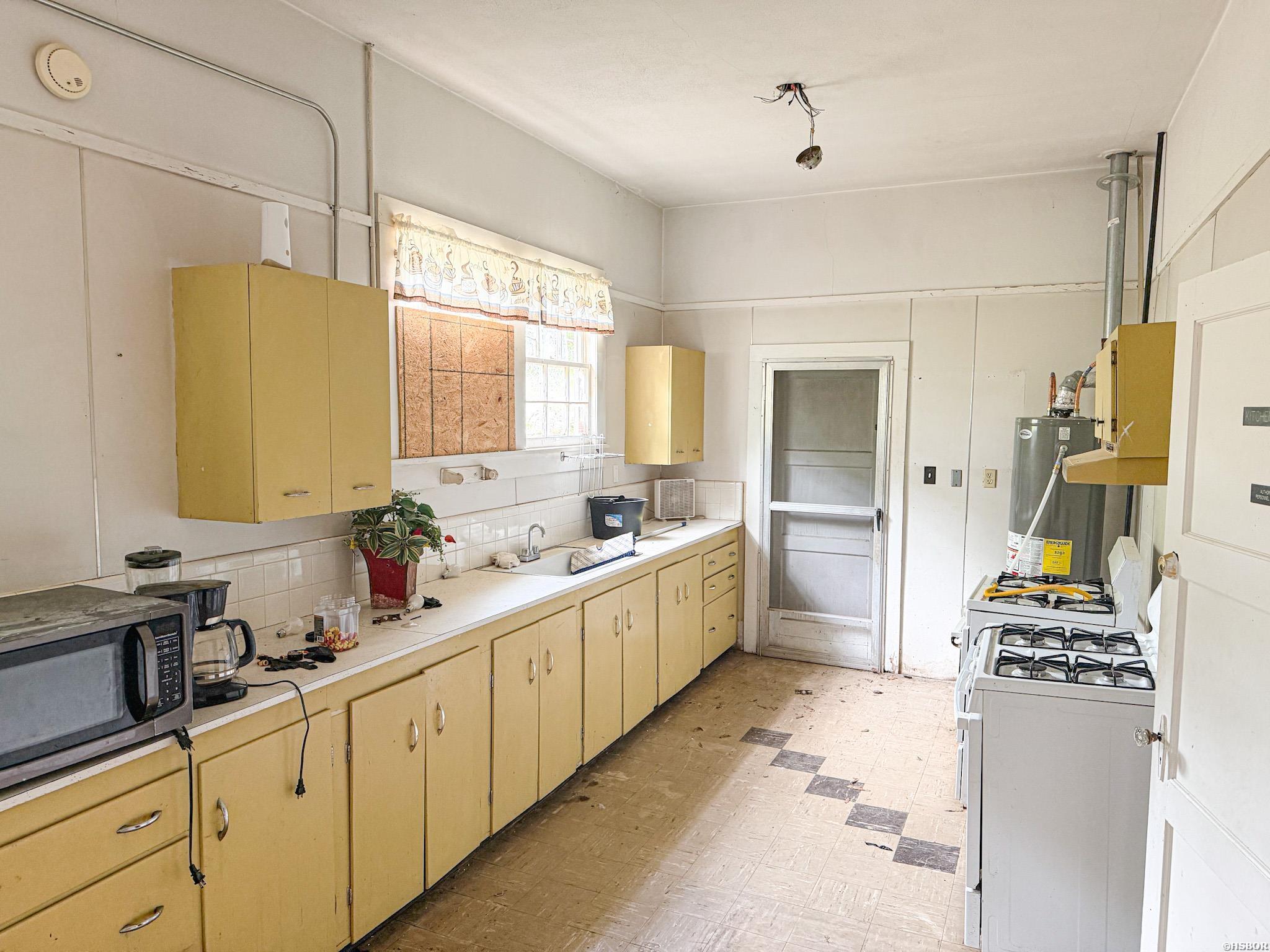 1107 Spring Street Property Photo 15
