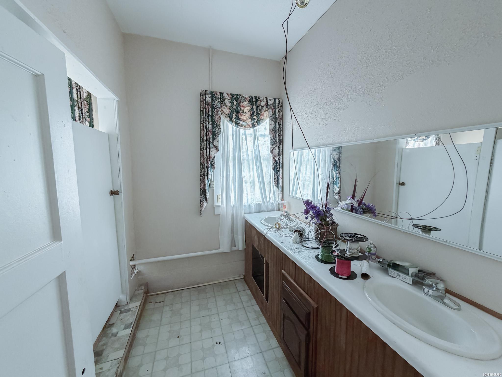 1107 Spring Street Property Photo 23