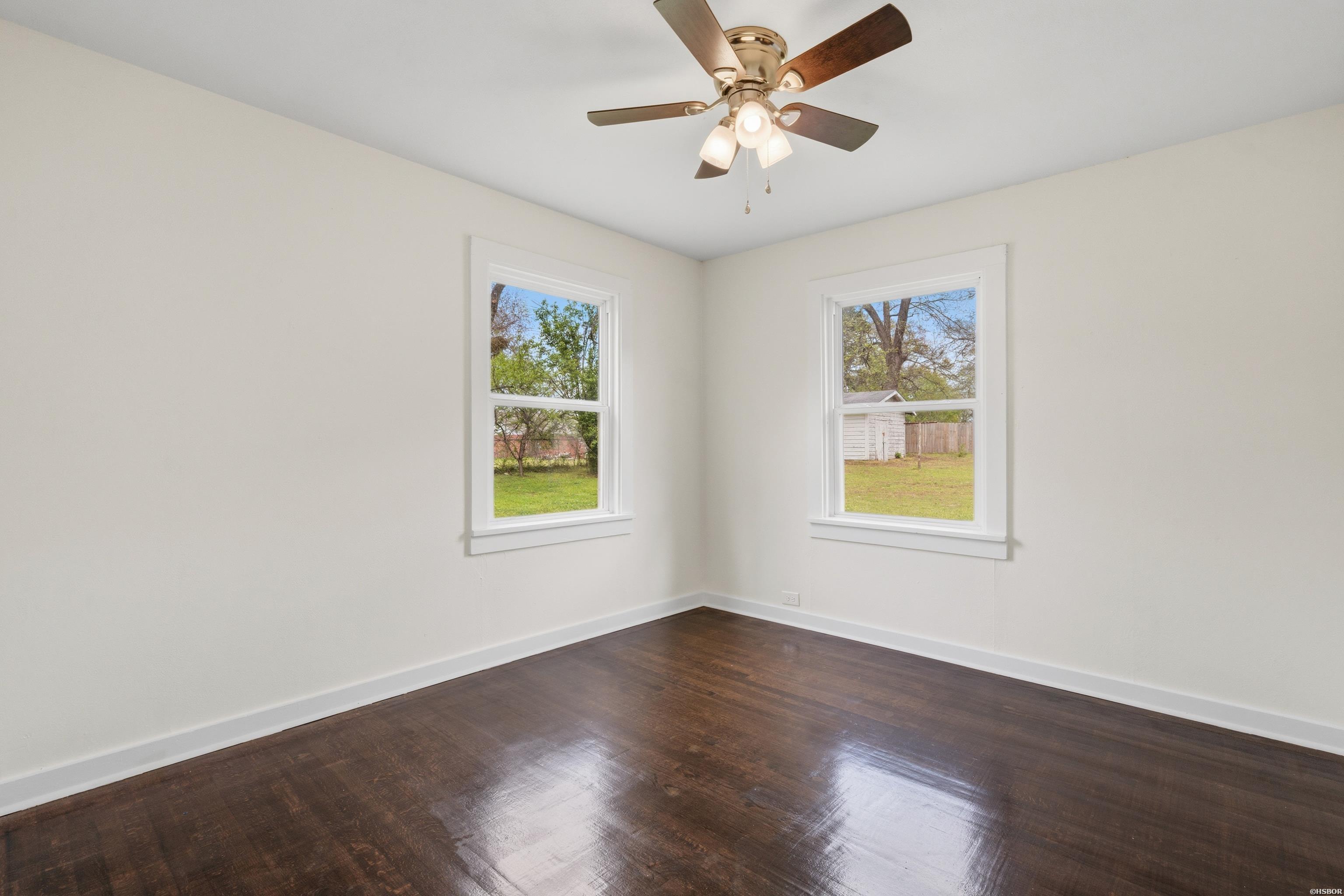 718 Baker Street Property Photo 15