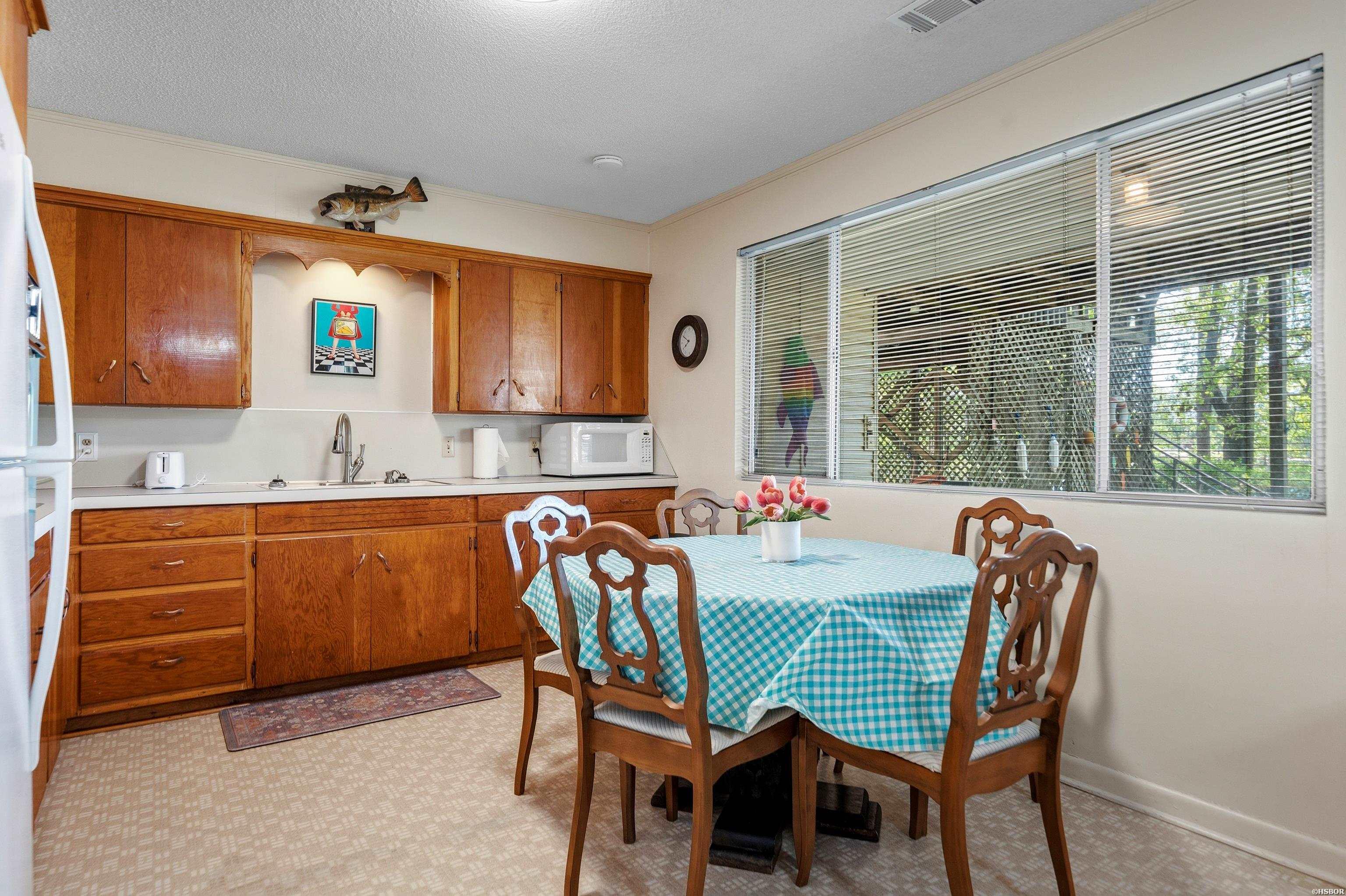 260 Sparling Road Property Photo 33