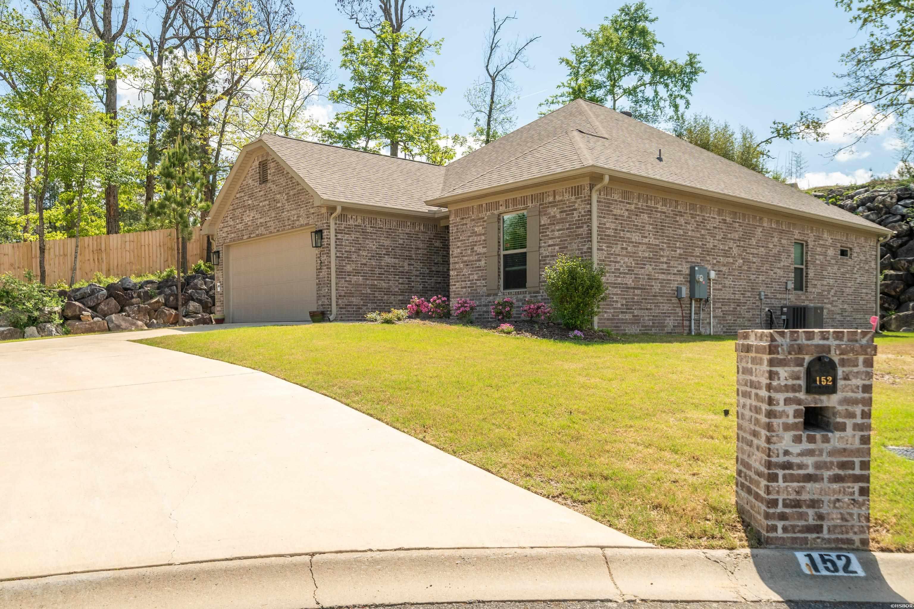 152 Apple Blossom Place Property Photo 2