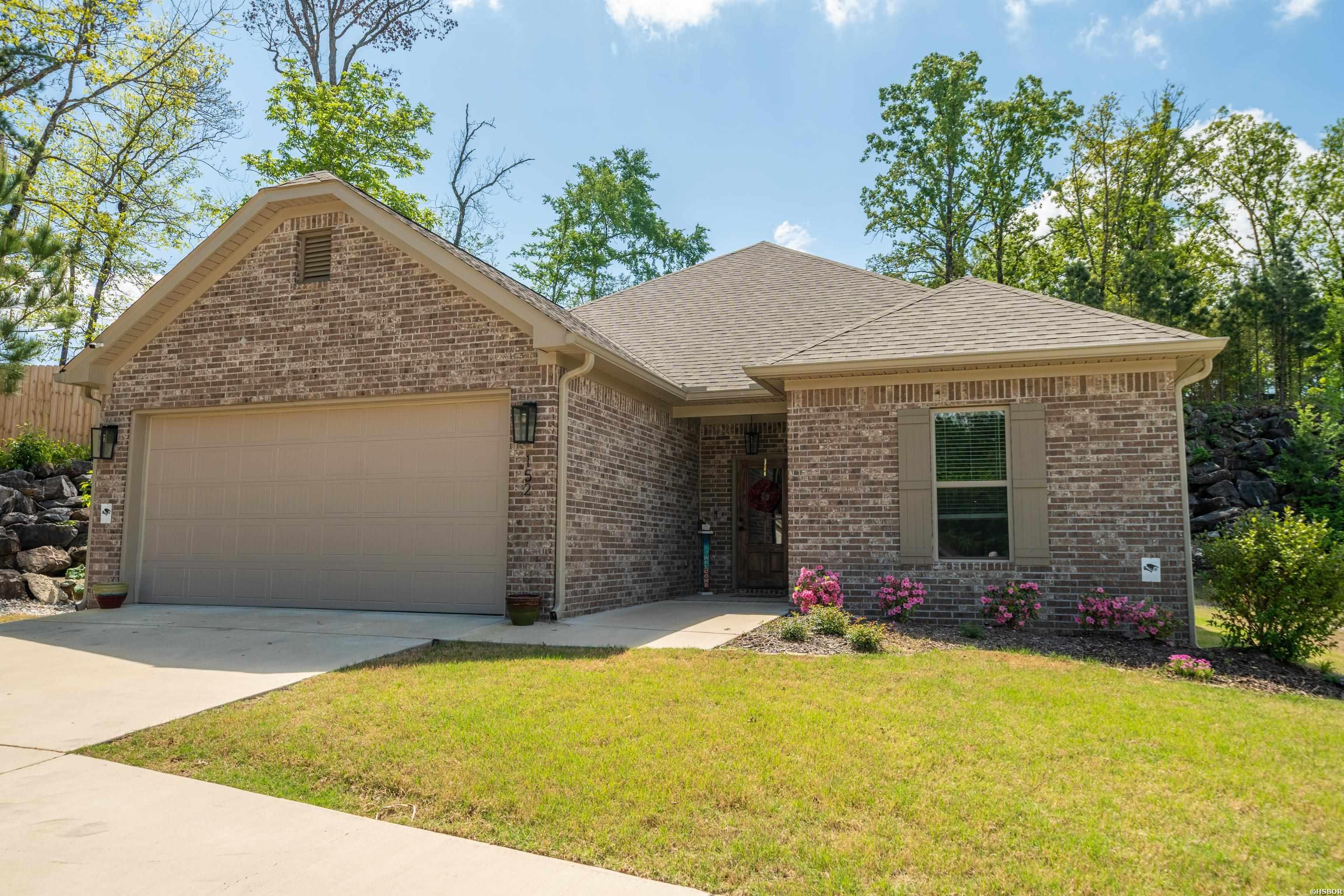 152 Apple Blossom Place Property Photo 3