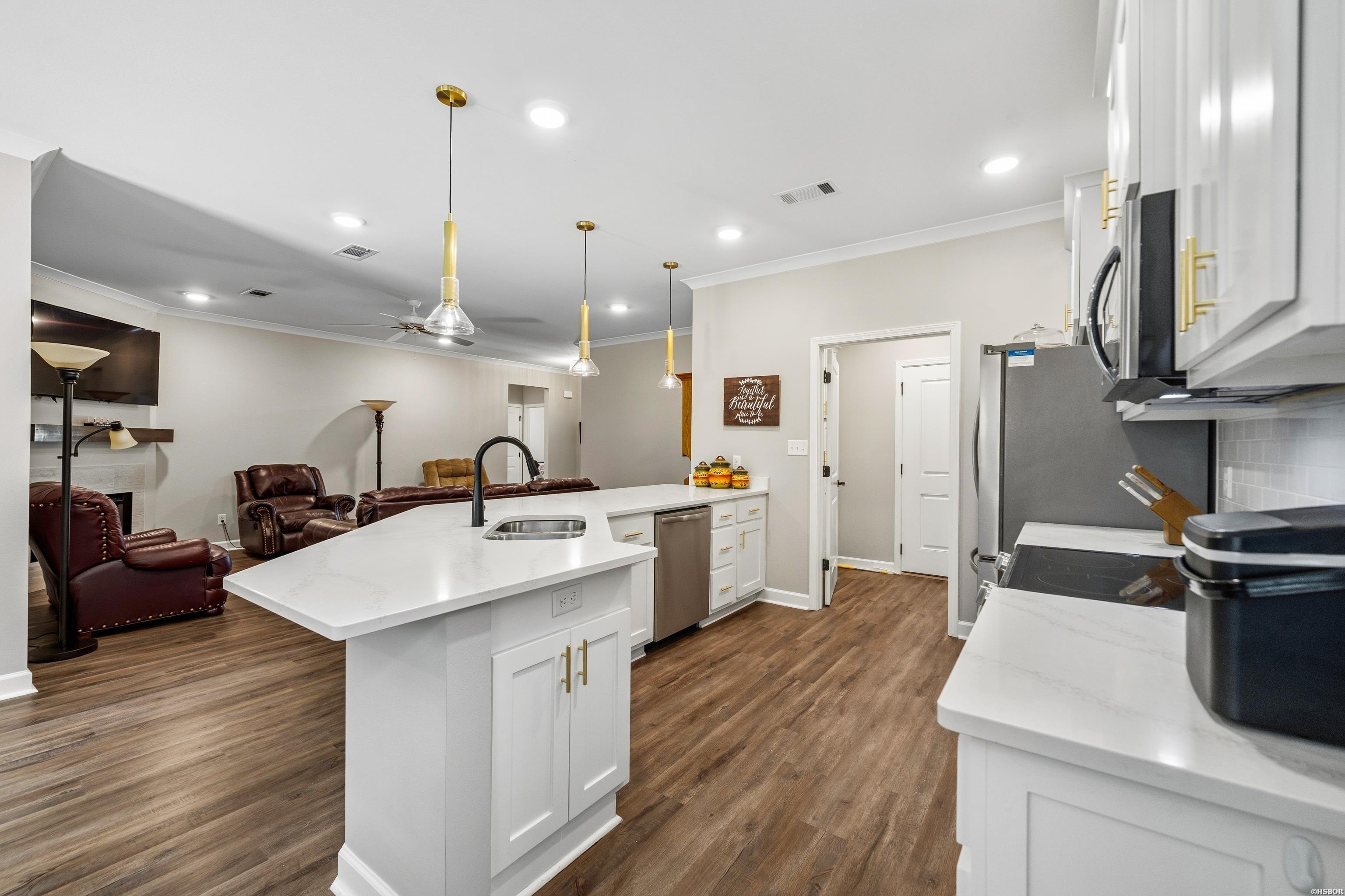 152 Apple Blossom Place Property Photo 12